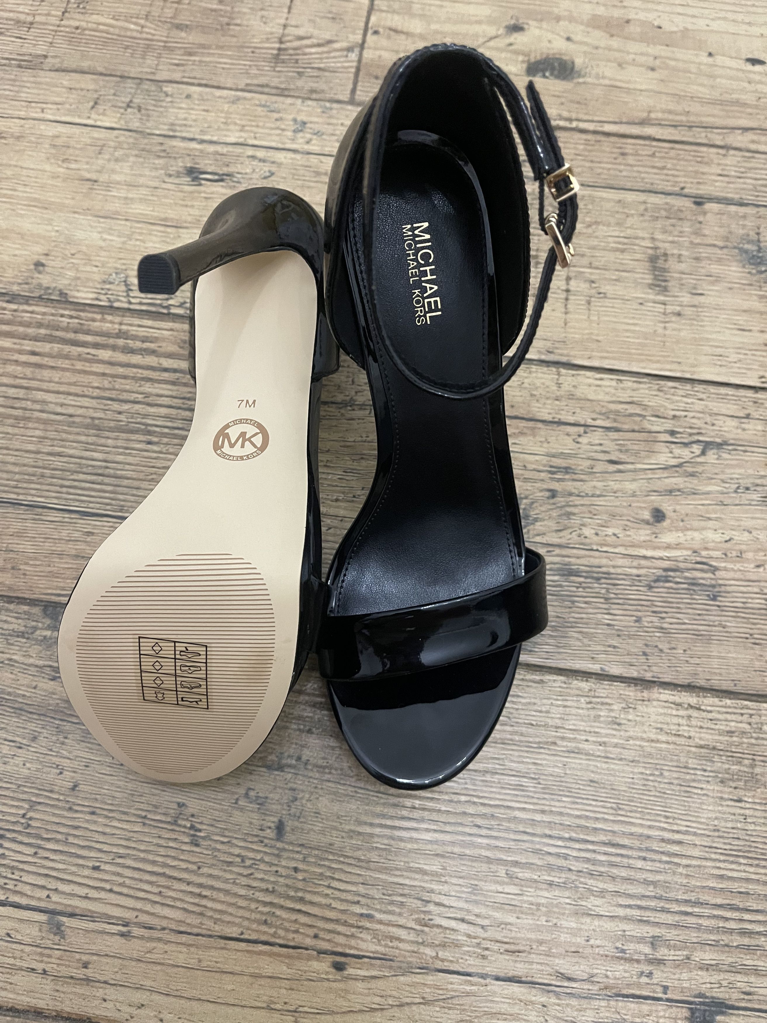 Michael Kors Jordan Platform Sandal Size US 7 / IT 37 - 9 Thumbnail
