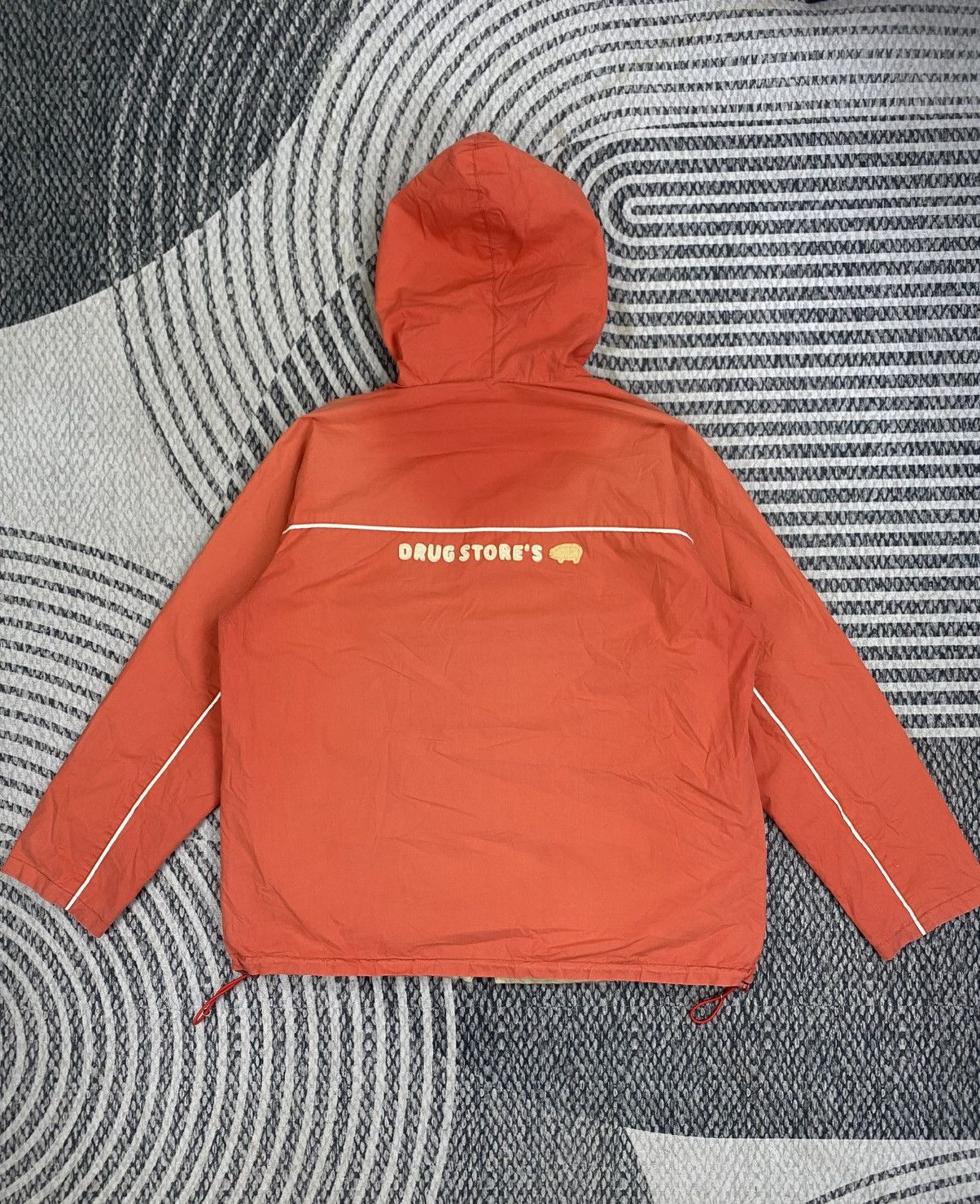 Japanese Brand Vtg Drug Store Orange Hooded Zip-Up Jacket Size US M / EU 48-50 / 2 - 2 Thumbnail