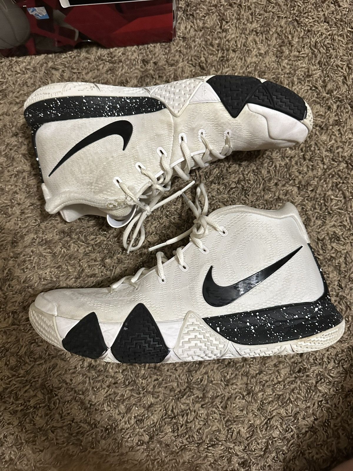 Nike Nike Kyrie 4 Size US 12 / EU 45 - 1 Thumbnail