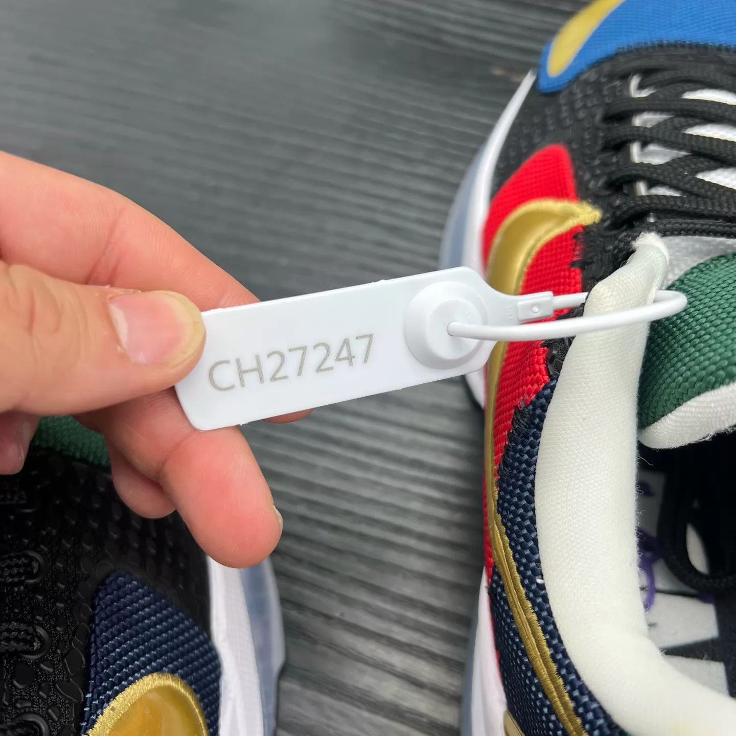 Nike zk5 White/Red/Blue 41 Worn Once Size US 8 / EU 41 - 9 Thumbnail