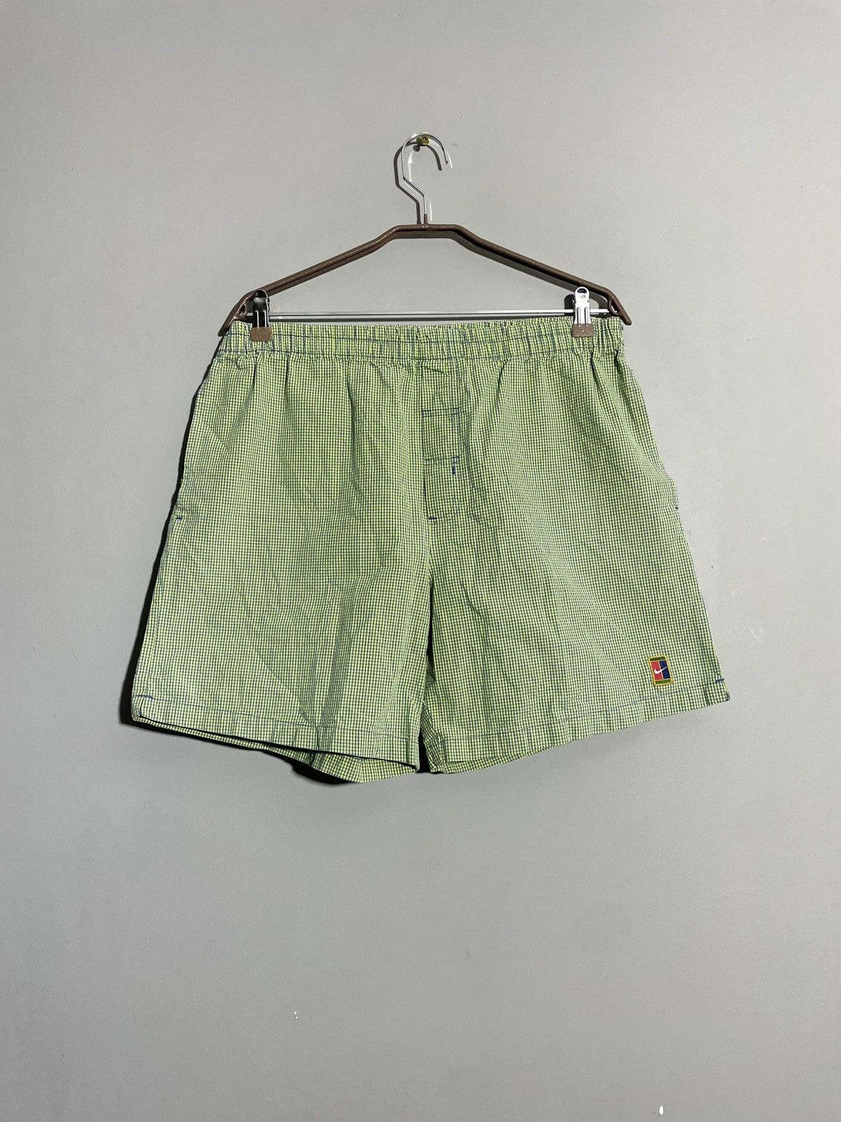 Nike Vintage 90s Nike Challenge Court Green shorts size M Size US 32 / EU 48 - 1 Thumbnail