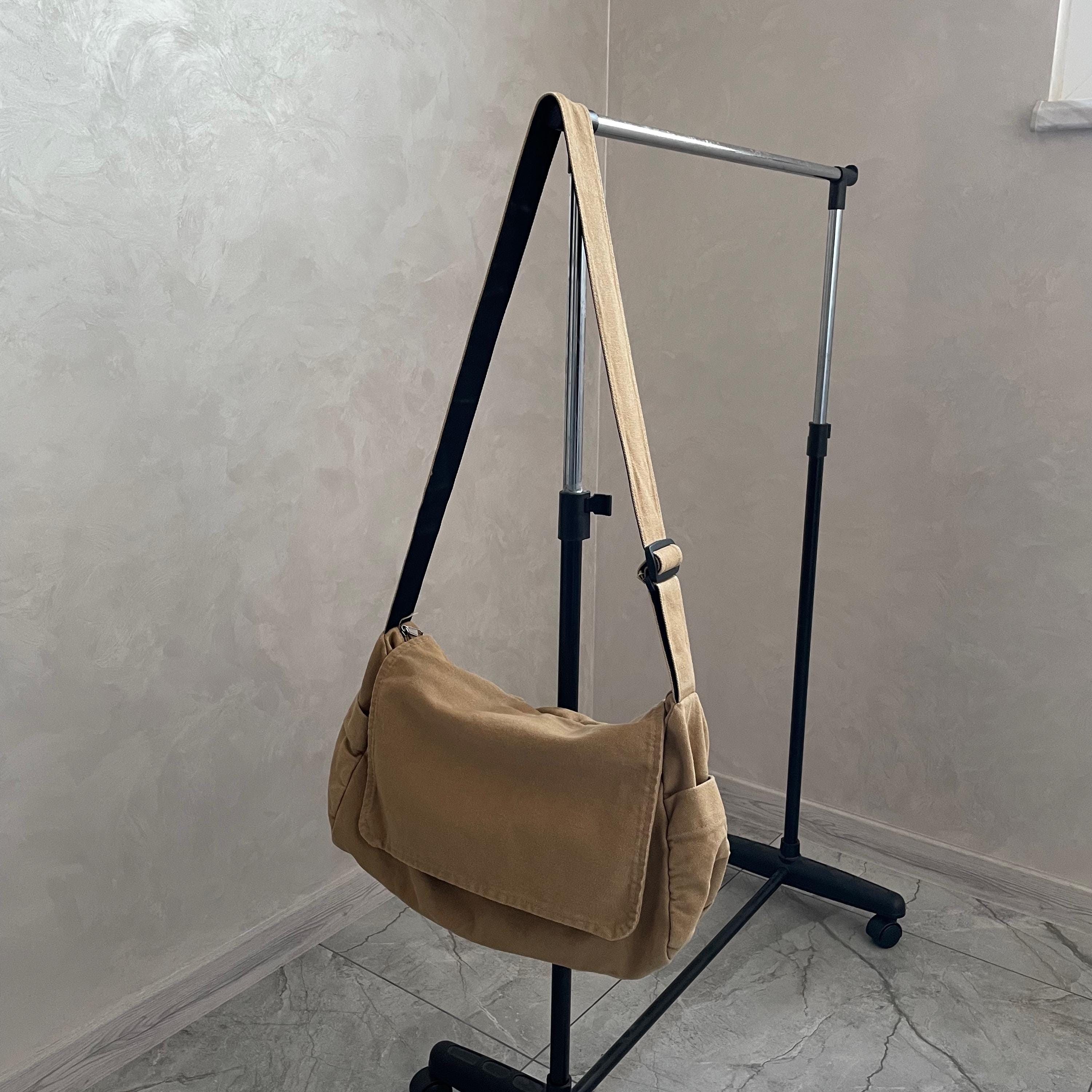 Other Canvas Crossbody Bag classic bag zip alt y2k opium grunge Size ONE SIZE - 4 Thumbnail