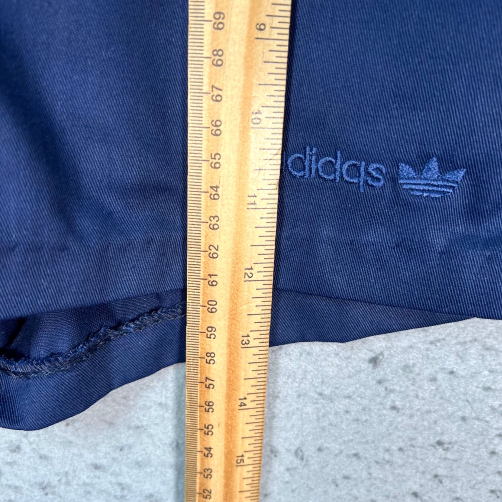 Adidas VINTAGE Adidas Mens Size 28 Blue Shorts USA Olympics Embroidered Logo NEW Size US 28 / EU 44 - 7 Thumbnail