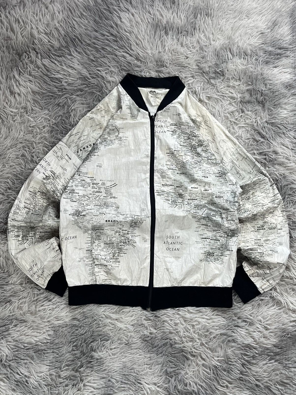 Vintage Vintage world map Kurt cobain jacket Size US S / EU 44-46 / 1 - 3 Thumbnail