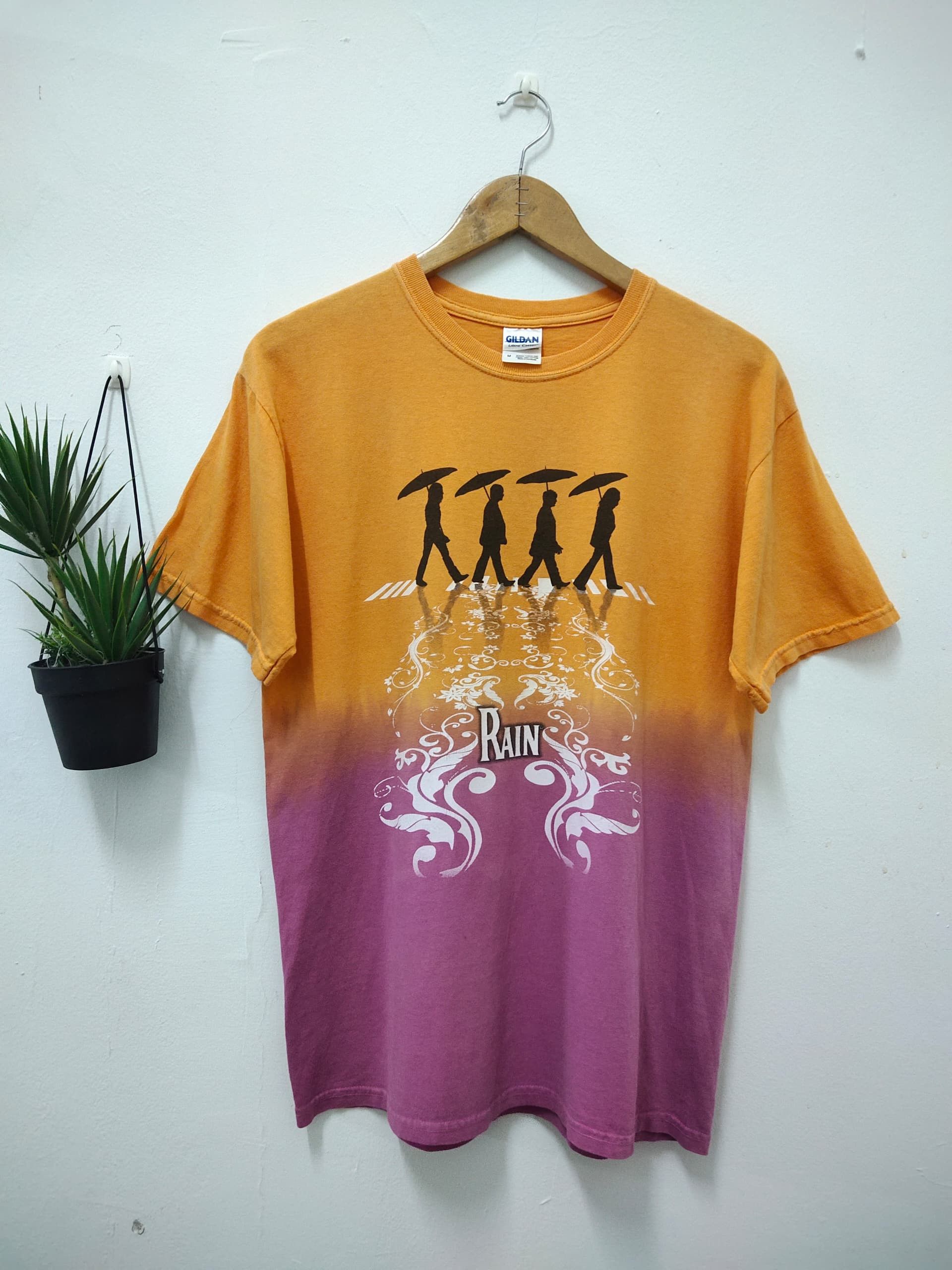 Band Tees Vintage The Beatles RAIN tie dye t shirt rare Size US M / EU 48-50 / 2 - 1 Thumbnail
