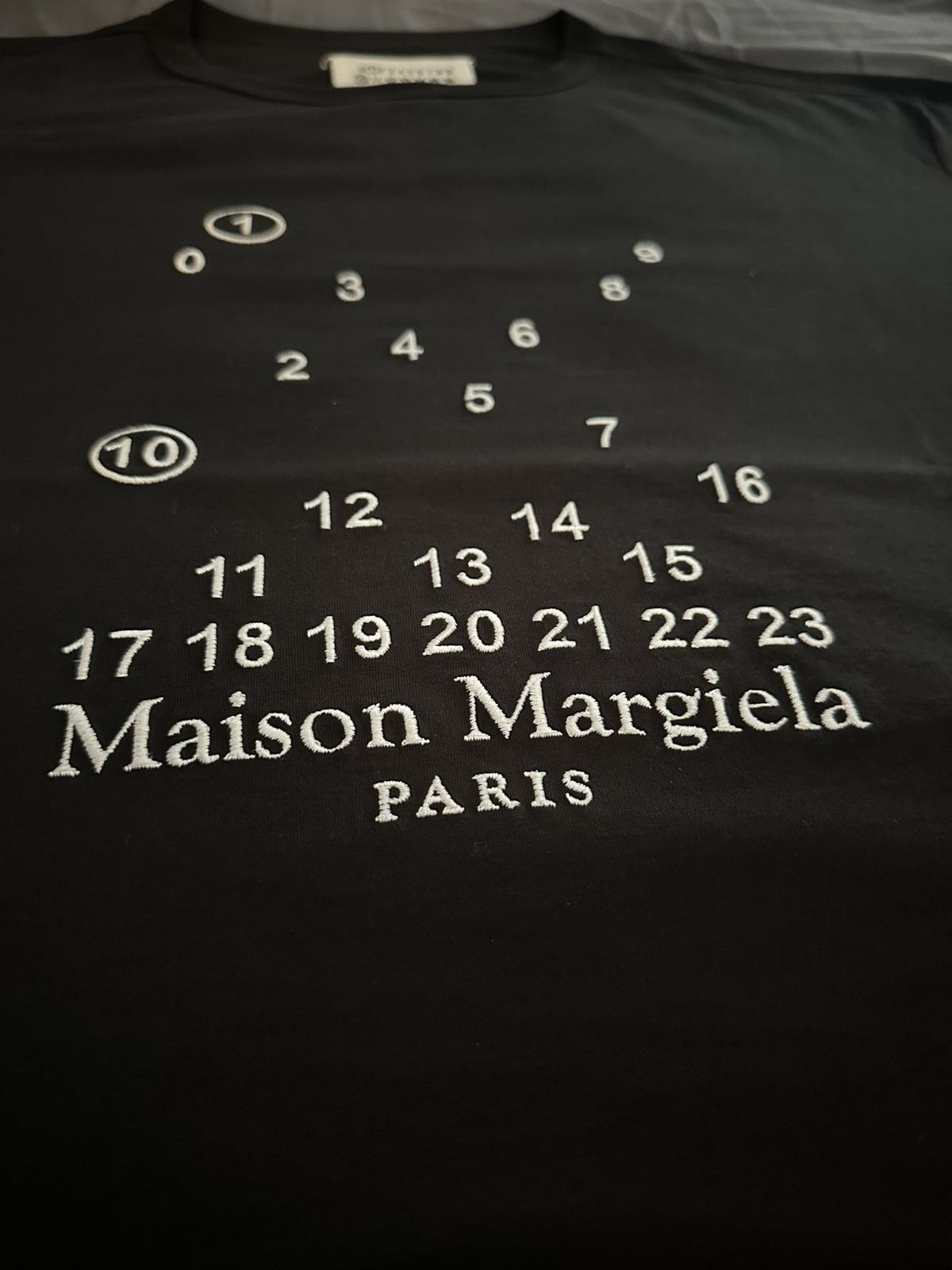 Maison Margiela Maison Margiela Numeric Logo-Embroidered T-Shirt Size US XXL / EU 58 / 5 - 1 Thumbnail