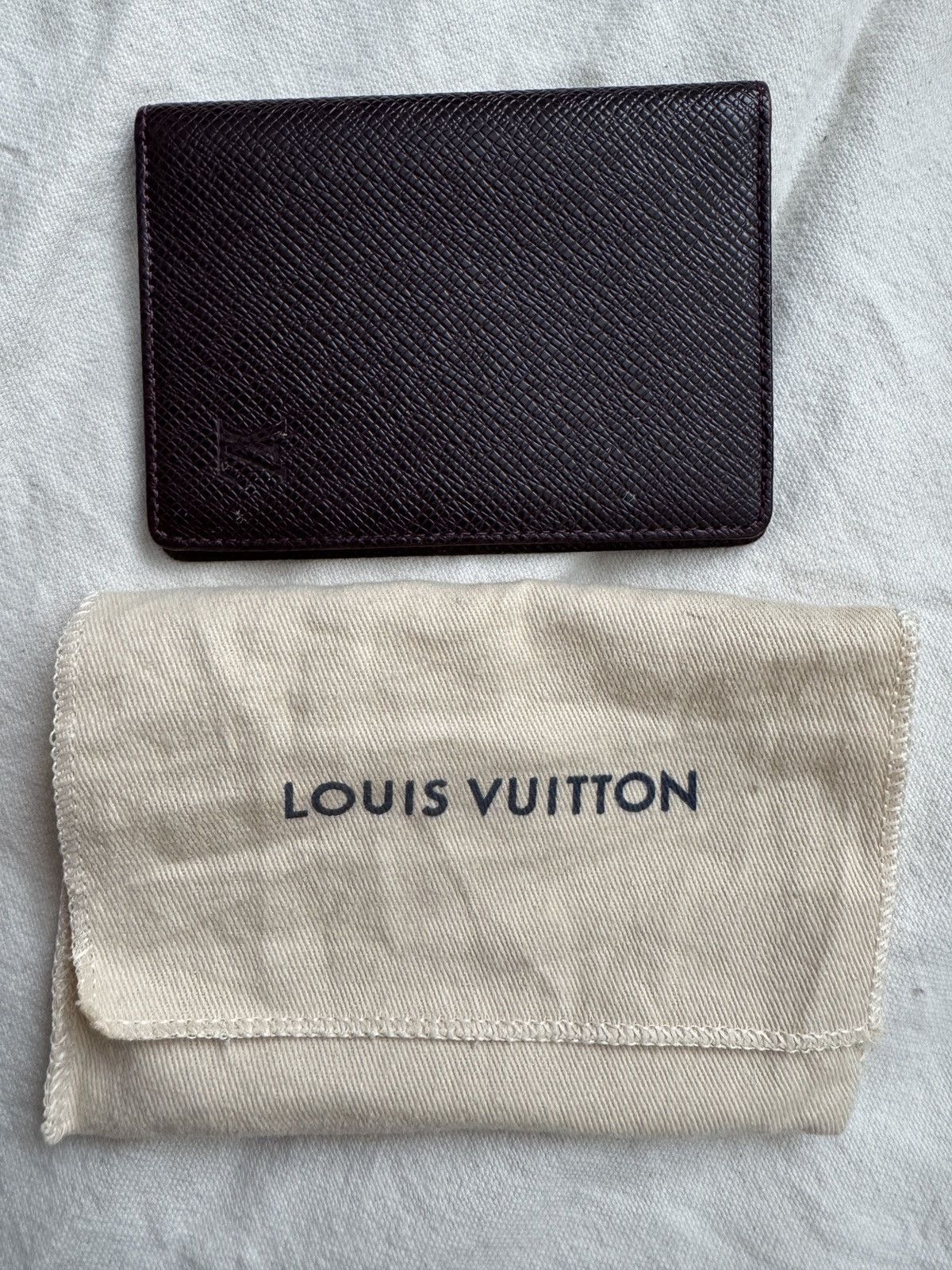 Louis Vuitton × Vintage Vintage Louis vuitton taiga leather card holder Size ONE SIZE - 1 Thumbnail