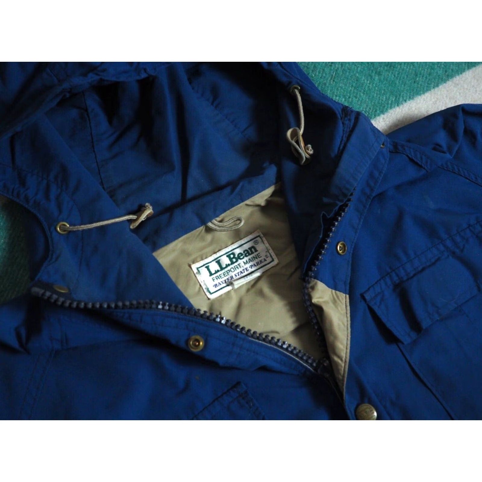 Vintage VTG 70s LL Bean Baxter State Parka Navy Blue Outdoor Shell Jacket Mens M USA Parka Nylon 70s Outdoor Mens M Blue LL Bean Jacket Parka Vintage Brown? Size US M / EU 48-50 / 2 - 4 Thumbnail