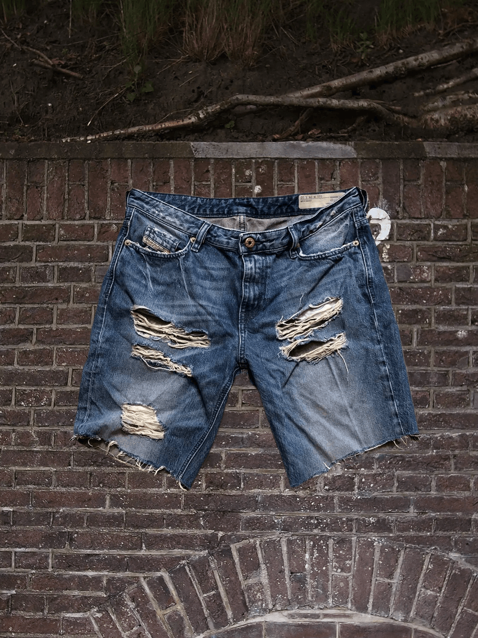 Diesel DIESEL RIZZO Distressed Grunge Denim Jean Shorts Size 29" - 1 Thumbnail
