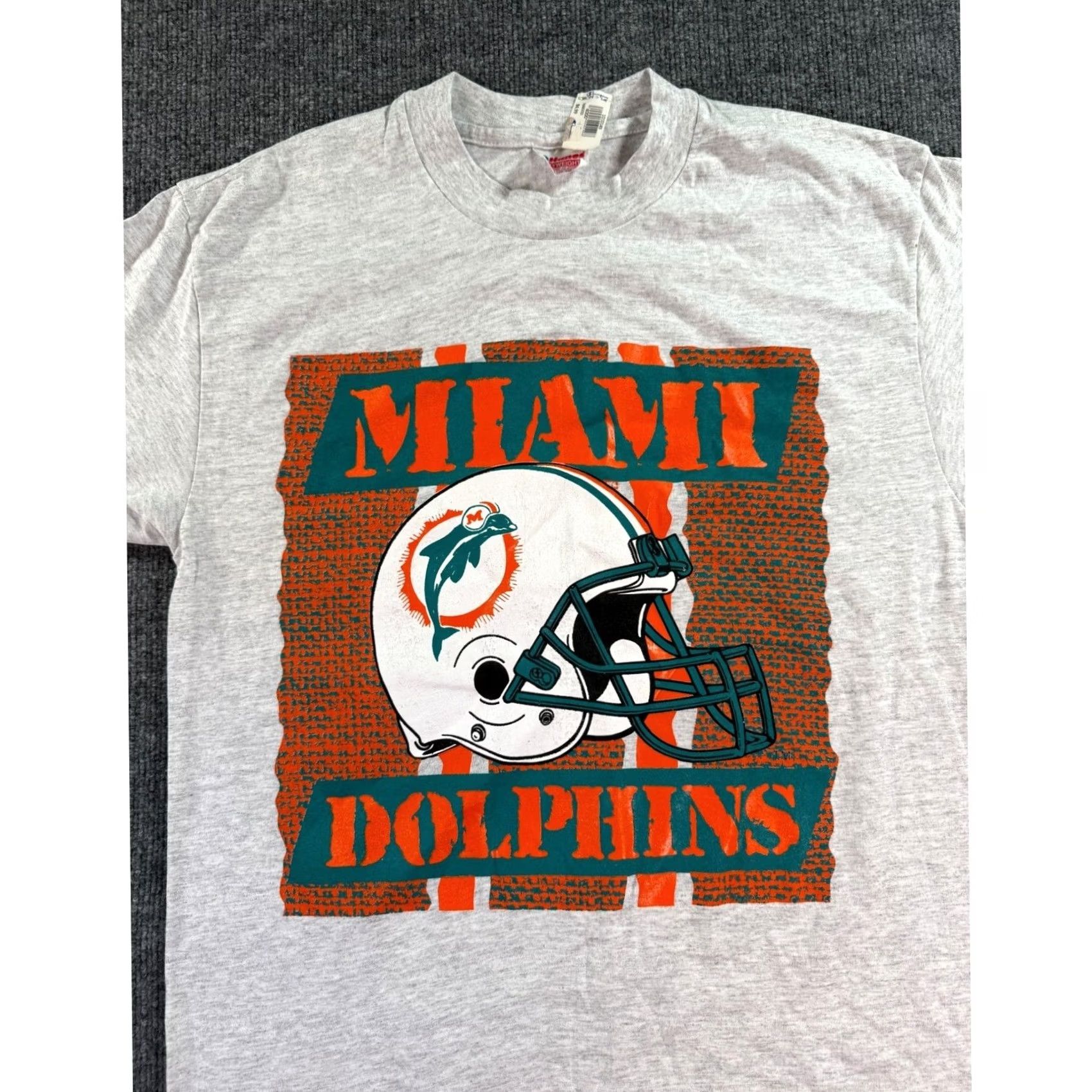 Hanes VINTAGE Miami Dolphins T Shirt Mens Large Gray NFL Football Graphic Tee USA 90s Size US L / EU 52-54 / 3 - 2 Thumbnail