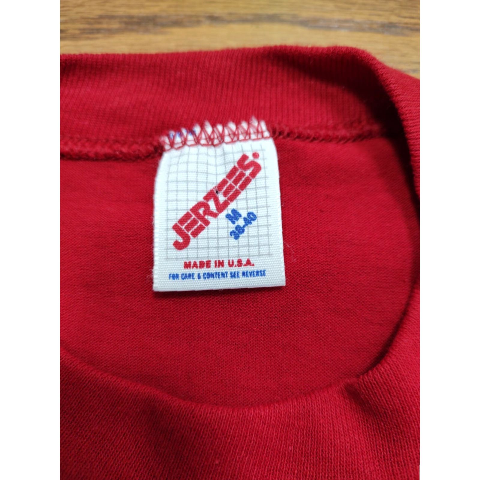 Jerzees VINTAGE The Worst Day Fishing Jerzees 1985 T-Shirt Large Retro USA Small Red Shirt Mens Regular Short Sleeve Crew Neck Logo 80s Funny Fish Retro Size US L / EU 52-54 / 3 - 5 Thumbnail