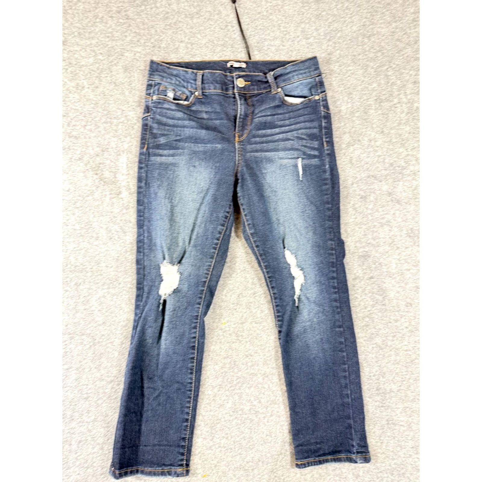 Juicy Couture Juicy Couture Capri Jeans Womens 10 Blue Whisker Distressed Denim Classic Y2K Capri Jeans Distressed Size 32" / US 10 / IT 46 - 3 Thumbnail