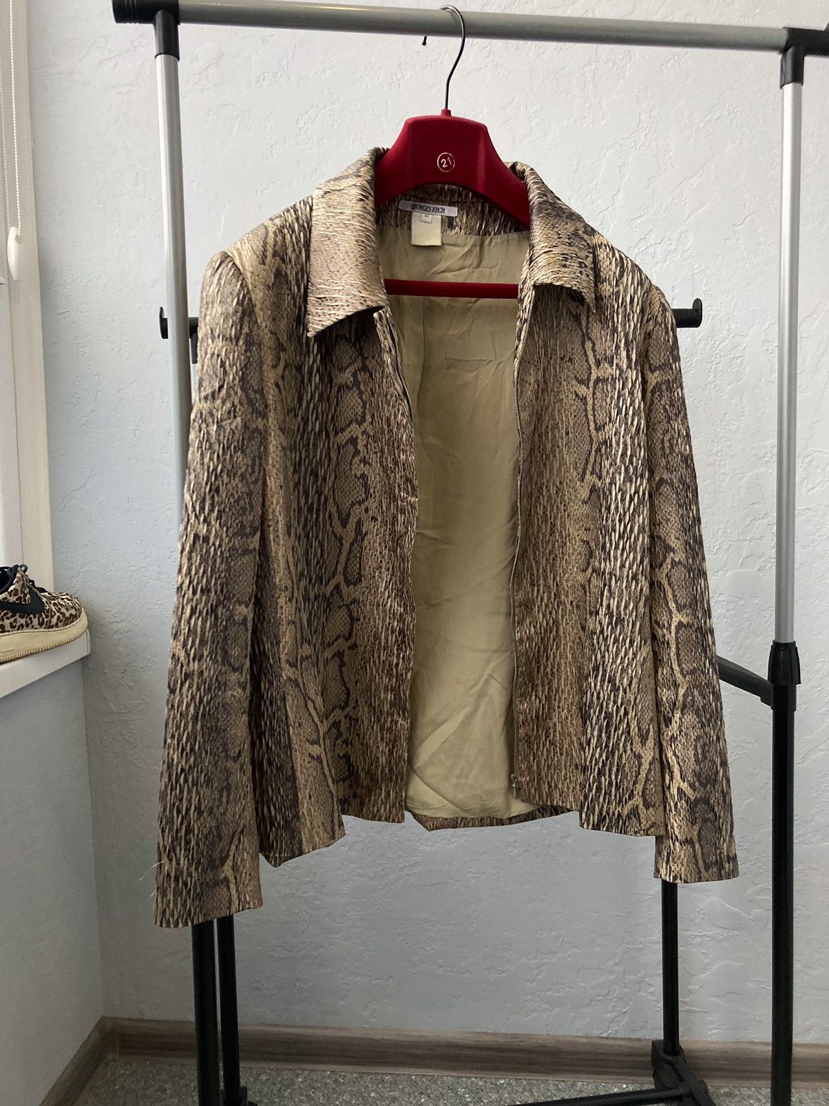 image of Fortino Made In Italy George’S Rech Maid In Italy in Gold, Women's (Size Medium)