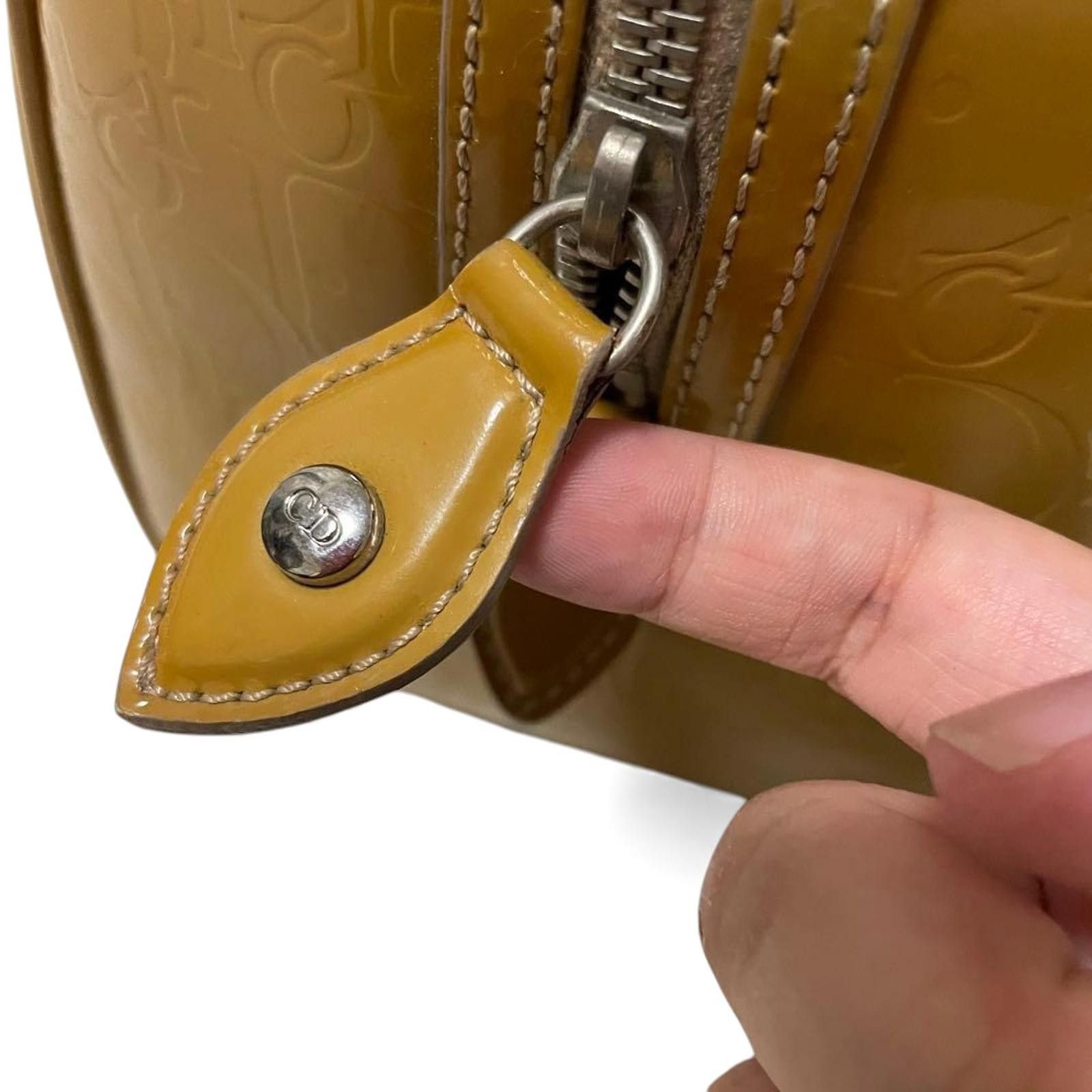Louis Vuitton Louis Vuitton - Mustard Yellow Vernis Leather Handbag Size ONE SIZE - 5 Thumbnail