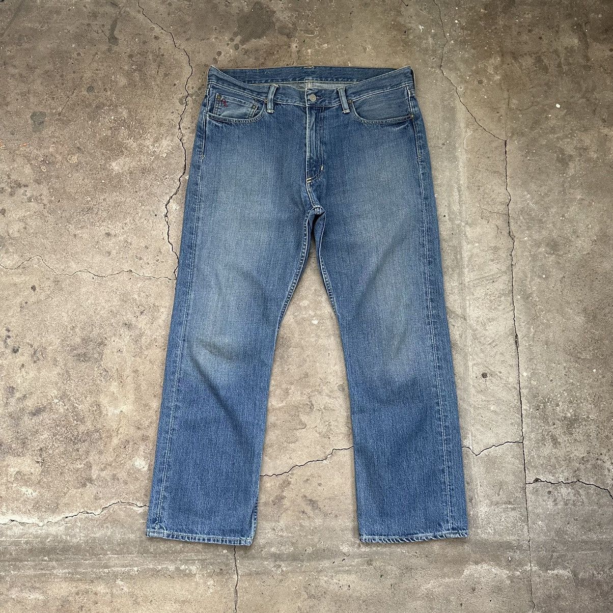 Polo Ralph Lauren Polo Ralph Lauren The Vintage Classic Fit Jeans Blue 34x32 Size US 36 / EU 52 - 1 Thumbnail