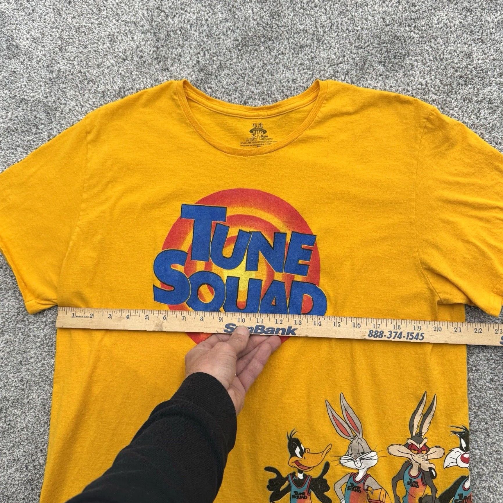 Vintage Space Jam Tune Squad T-shirt Adult XL New Legacy Bugs Bunny Taz Yellow Cartoon Movie Space Mens Short Sleeve Shirt 90s? Size US XL / EU 56 / 4 - 3 Thumbnail