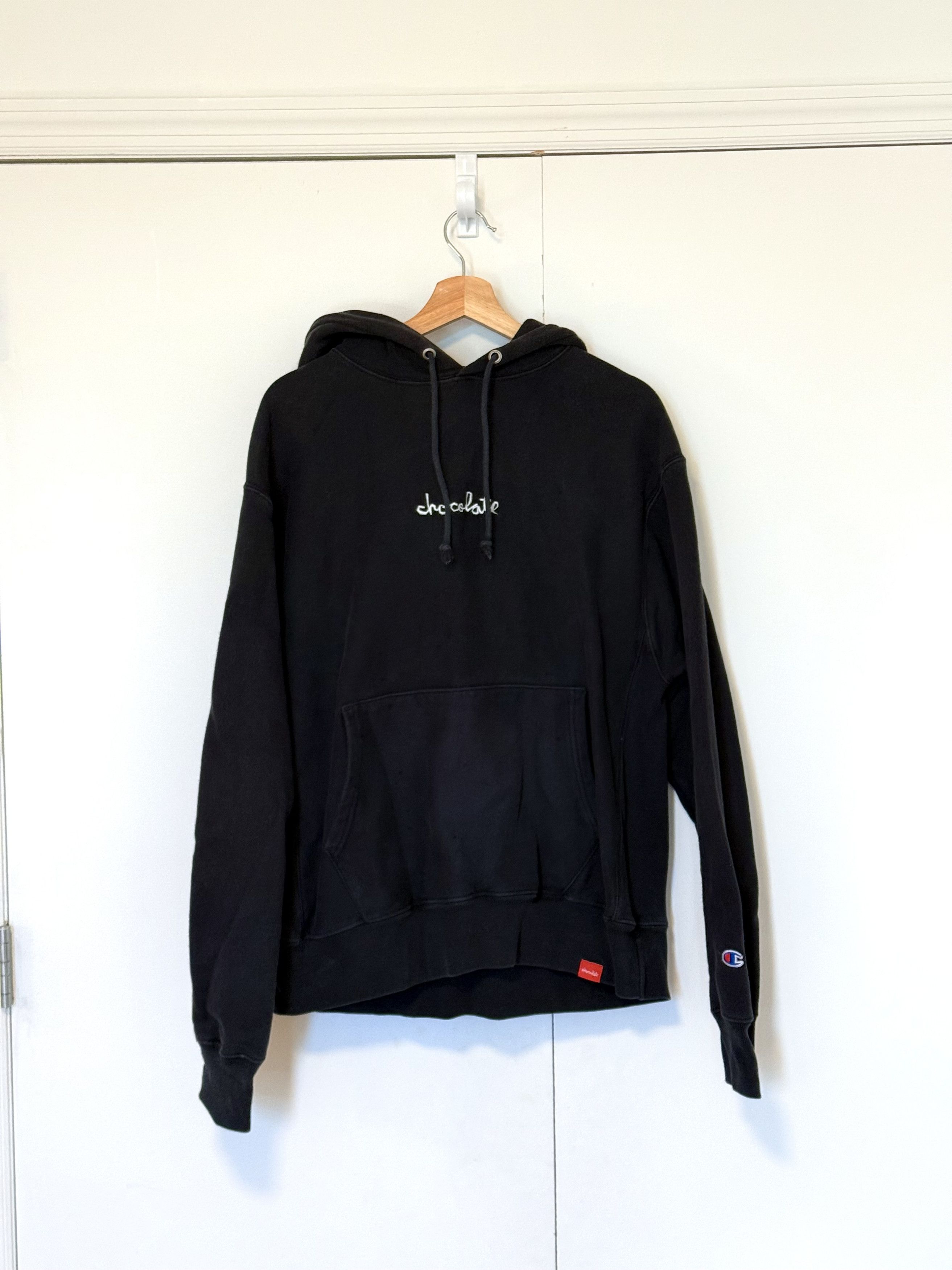 Champion × Chocolate × Vintage Embroidered Chocolate Logo Hoodie Size US L / EU 52-54 / 3 - 1 Thumbnail
