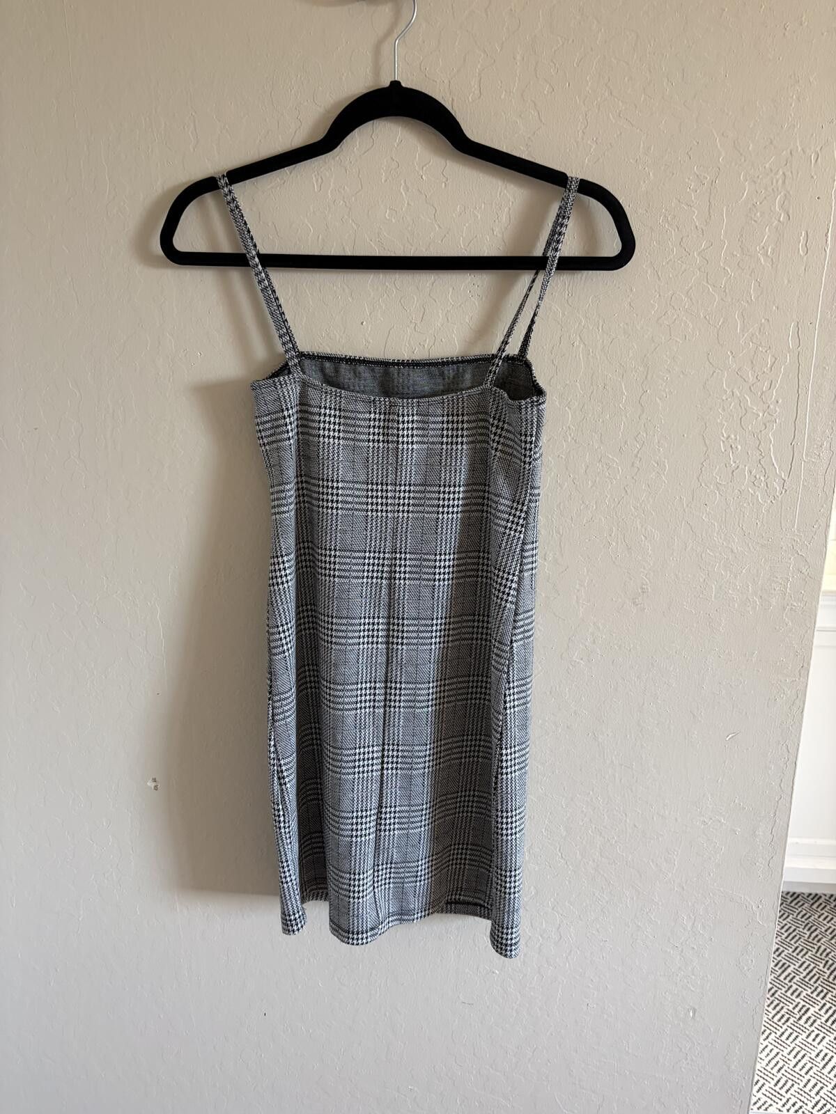 Other Popular Basics dress Size S / US 4 / IT 40 - 6 Thumbnail