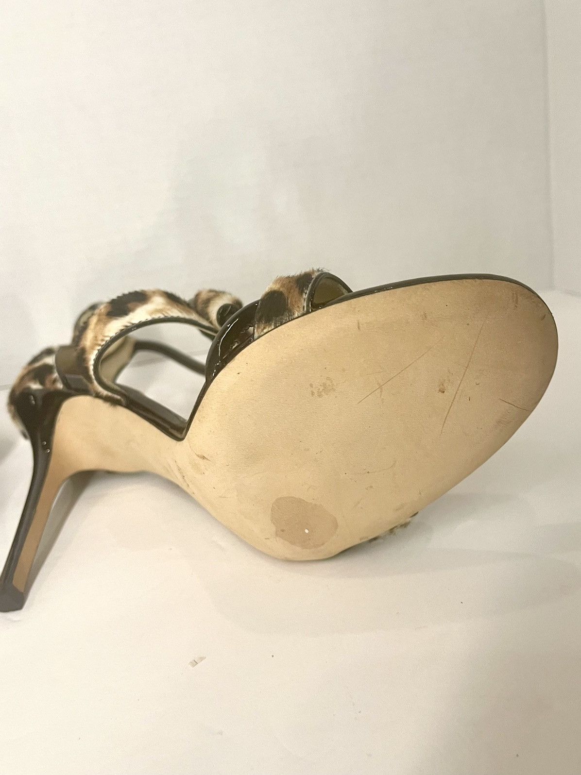 Jimmy Choo Jimmy Choo Sandal Pumps w animal print and gold hardware Size US 9.5 / IT 39.5 - 3 Thumbnail