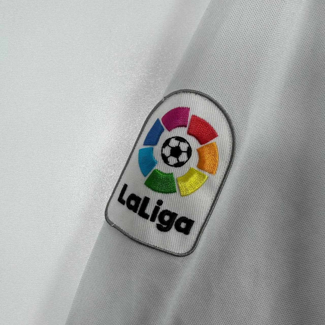Adidas Adidas Real Madrid Sergio Ramos #4 2016 Shirt Long Sleeve L Size US L / EU 52-54 / 3 - 6 Thumbnail
