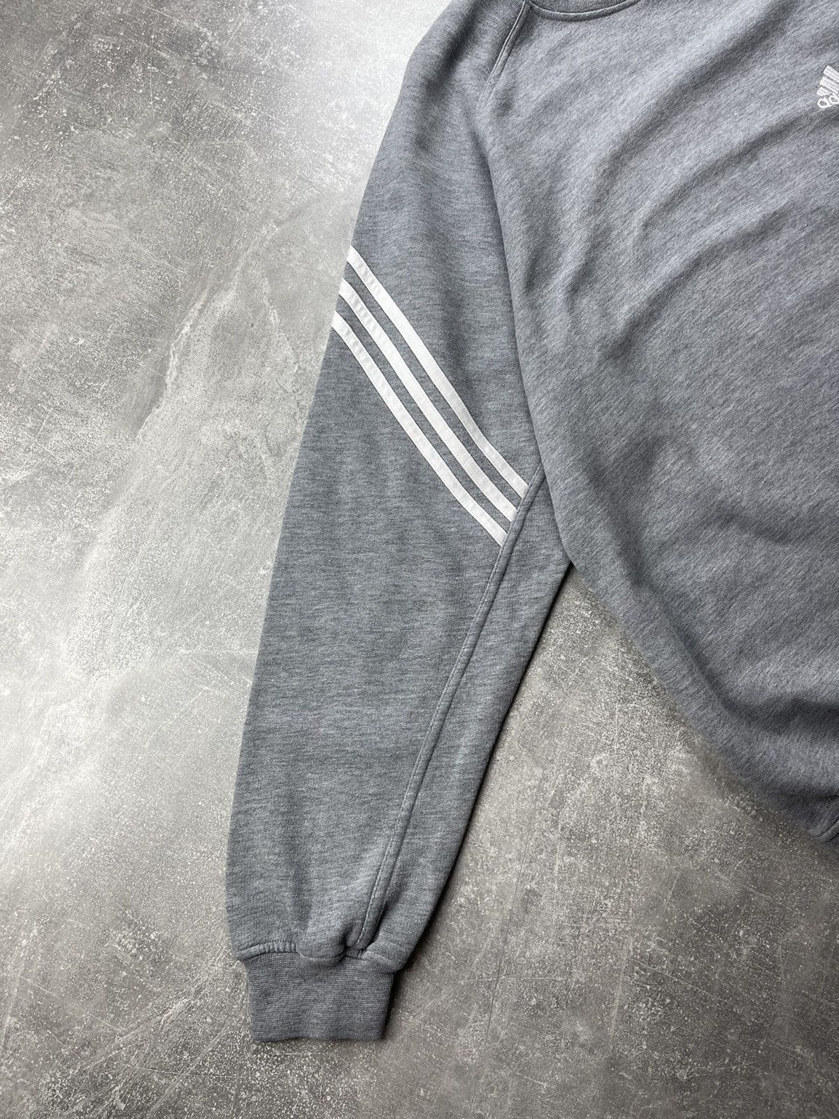 Adidas × Vintage Vintage Adidas 3-Stripes Sweatshirt Crewneck Y2K Size US L / EU 52-54 / 3 - 3 Thumbnail