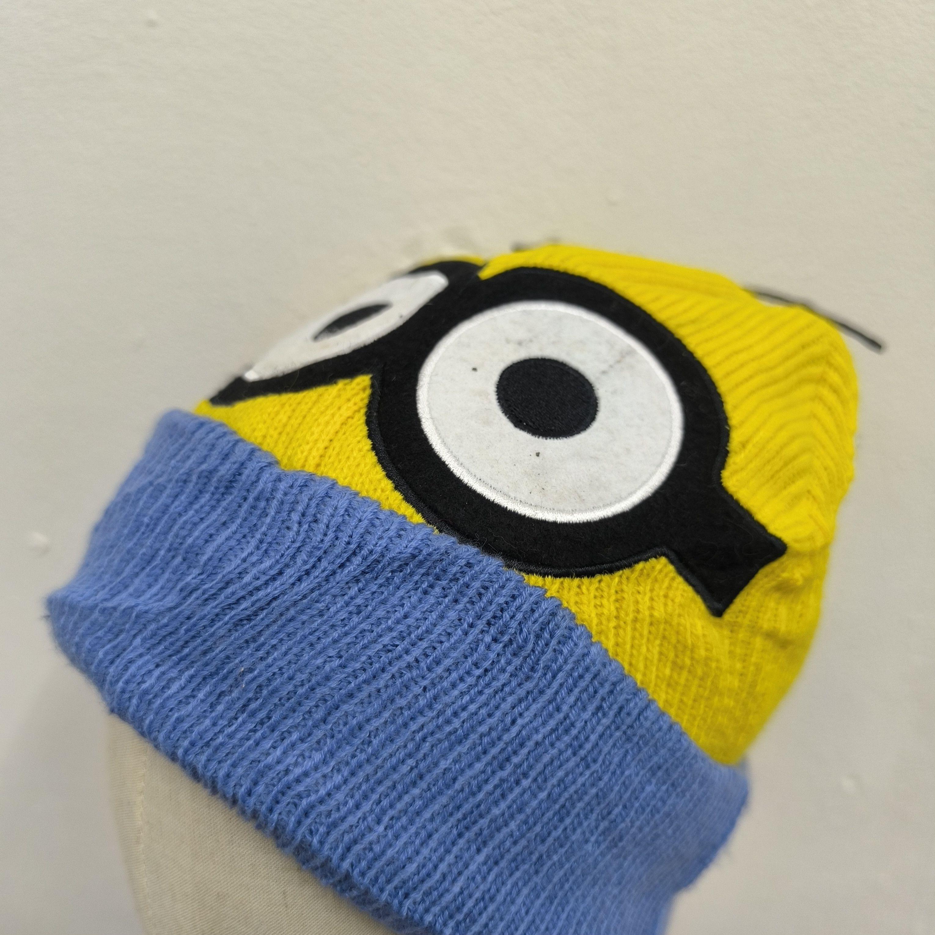 Cartoon Network 🌟Despicable me minions face cartoon beanie hat Size ONE SIZE - 3 Thumbnail