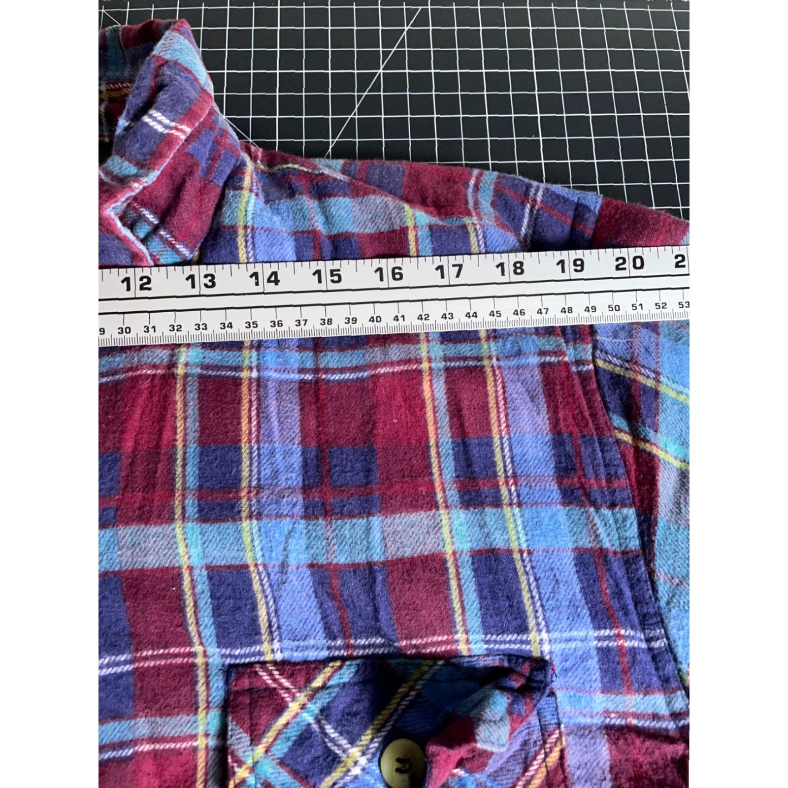 Vintage Highland Outfitters Shacket Adult XL Red Plaid Quilted Flannel Shirt Jacket Mens Size US XL / EU 56 / 4 - 7 Thumbnail