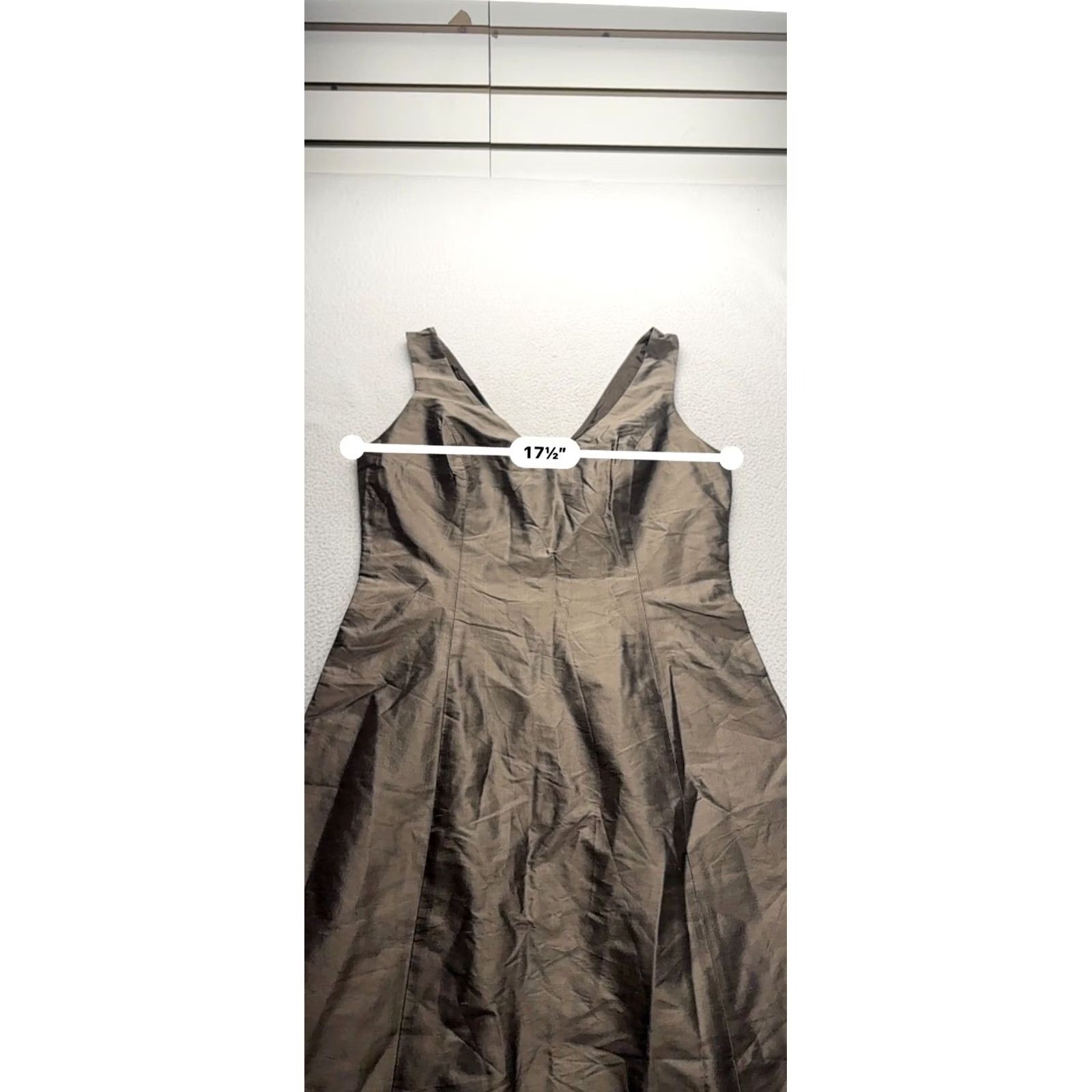 Silhouette Simple Silhouettes Dress Sleeveless V-Neck A-Line Brown 100% Silk Knee Length Sz 10 Unisex Adults Size L / US 10 / IT 46 - 4 Thumbnail