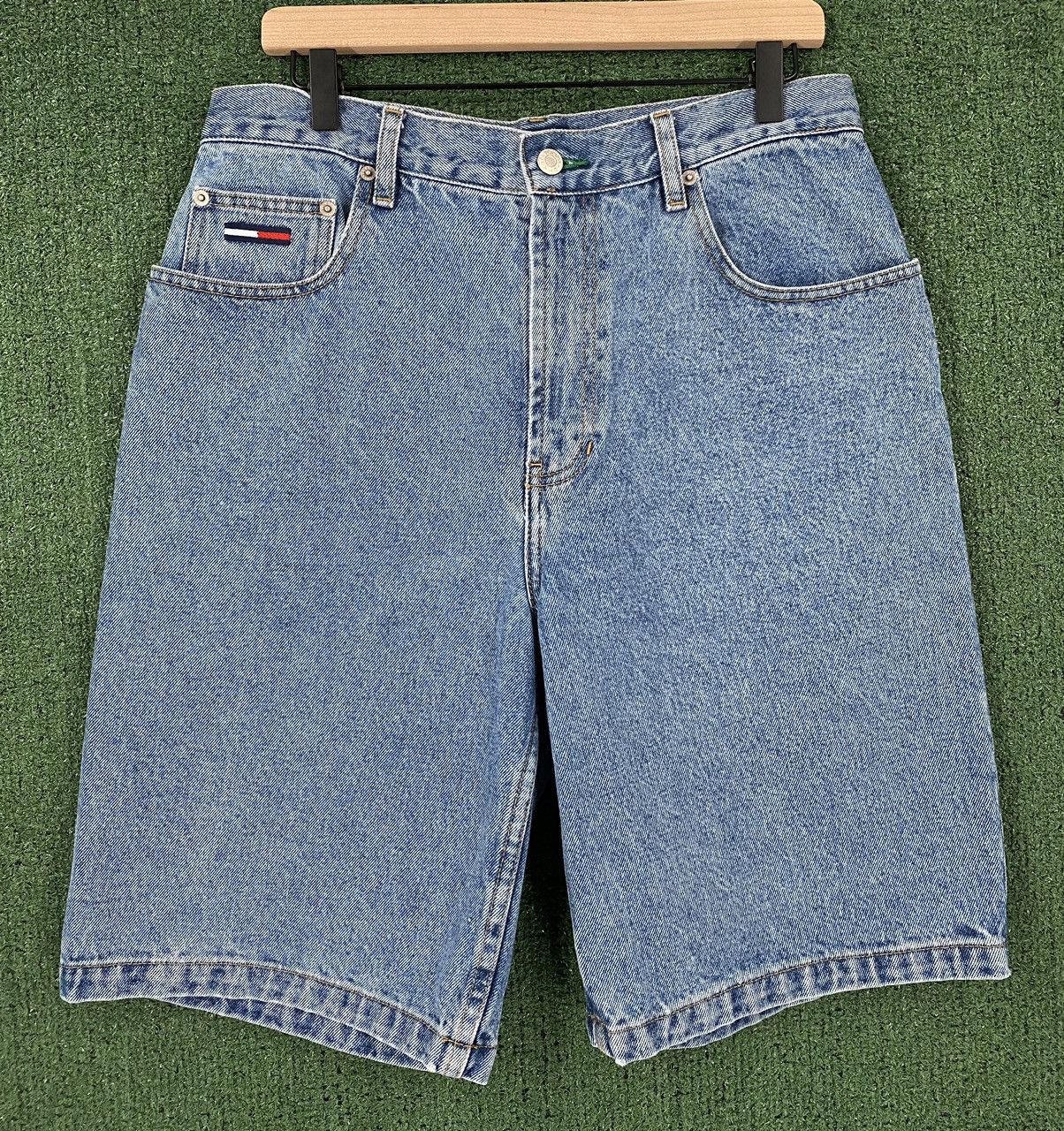 Tommy Hilfiger Vintage Y2K Tommy Hilfiger Flag Patch Jean Shorts Jorts Size US 32 / EU 48 - 5 Thumbnail