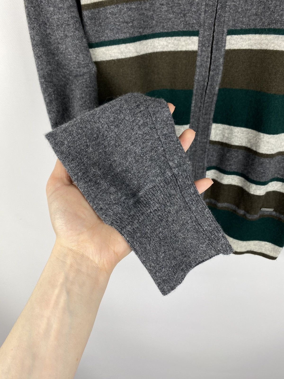 Diesel Diesel men’s wool full zip sweater size M Size US M / EU 48-50 / 2 - 9 Thumbnail