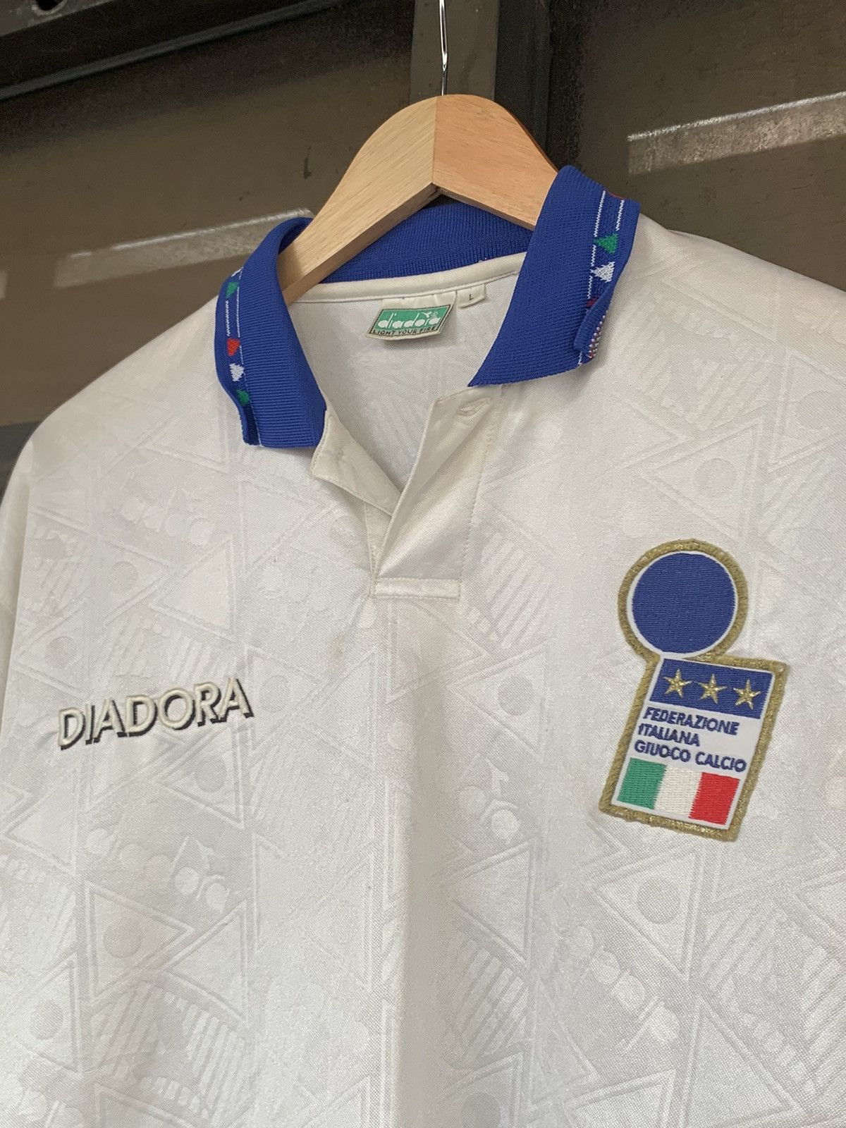 Diadora Vintage Italy Away Kit 1994 Size US L / EU 52-54 / 3 - 2 Thumbnail