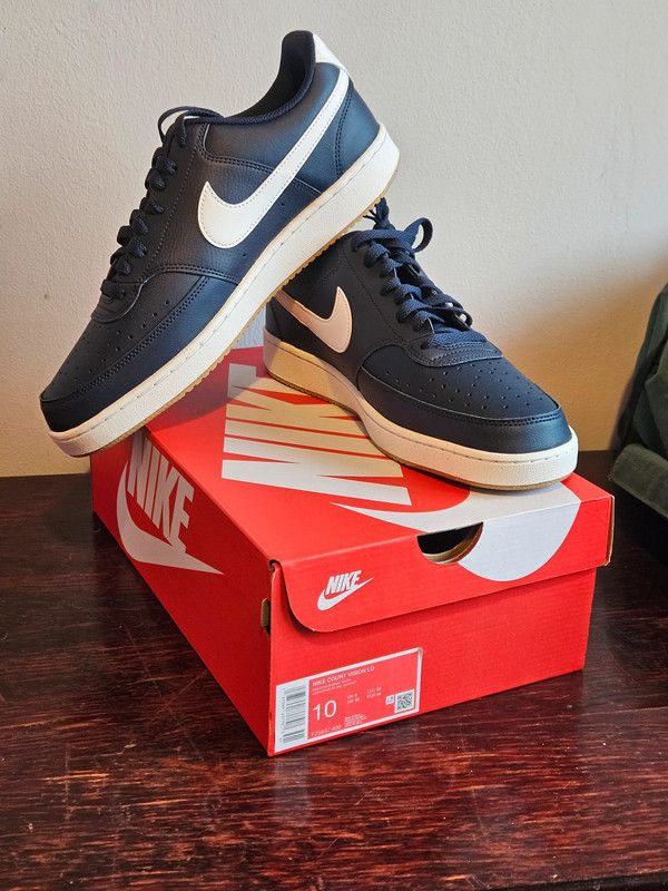 Nike Nike Court Vision LO 44 Size US 11 / EU 44 - 2 Thumbnail