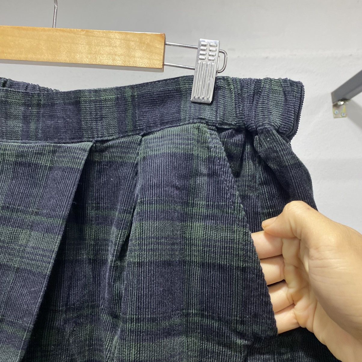 Designer × Issey Miyake × Japanese Brand Sick☠️ Studio Clip Corduroy Loose Pants Pleated Issey Miyake Size US 31 - 9 Thumbnail