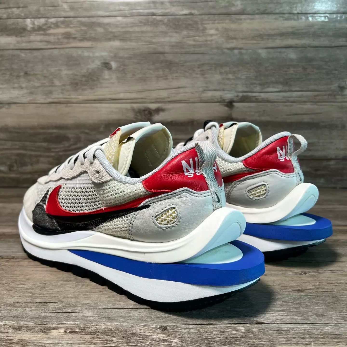 Nike Sacai x Nike VaporWaffle White Red 42.5 (Near Mint, OG Box) Size US 9 / EU 42 - 4 Thumbnail