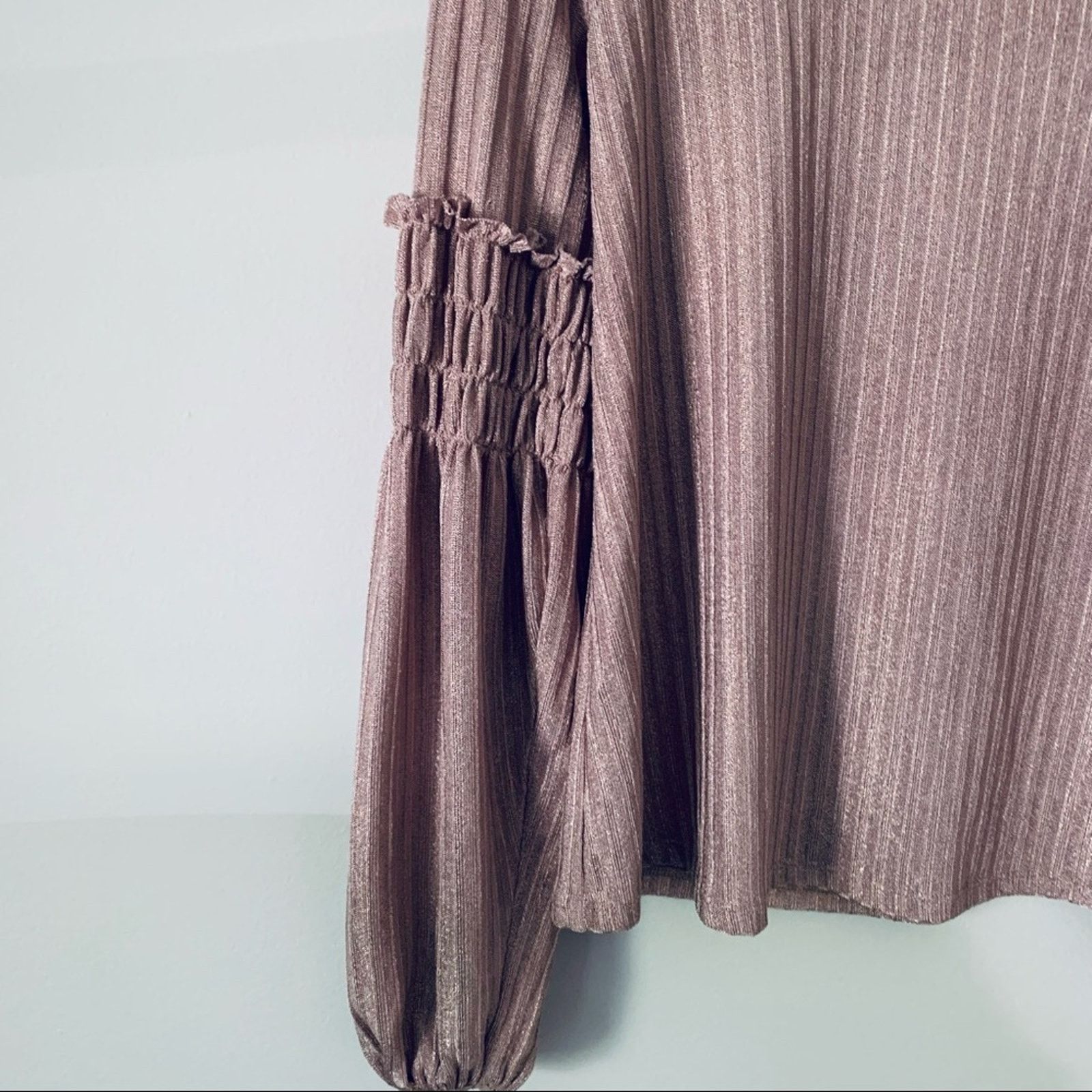 Other Nordstrom 1.STATE Smocked Sleeve Metallic Ribbed Top Blouse Size XS / US 0-2 / IT 36-38 - 4 Thumbnail