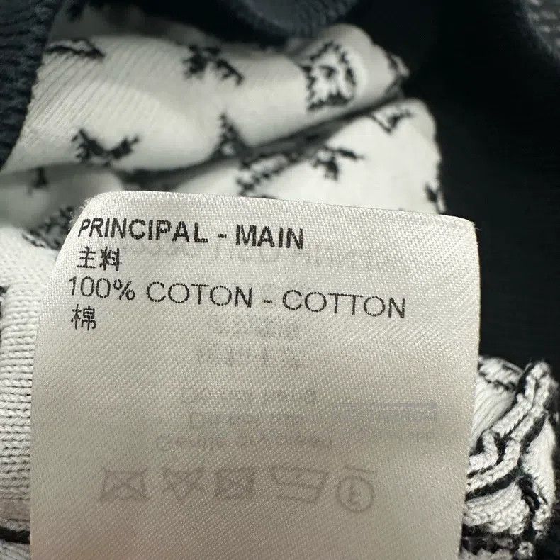 Louis Vuitton Louis Vuitton Old-print gradient half-length printed logo Size US XXL / EU 58 / 5 - 5 Thumbnail