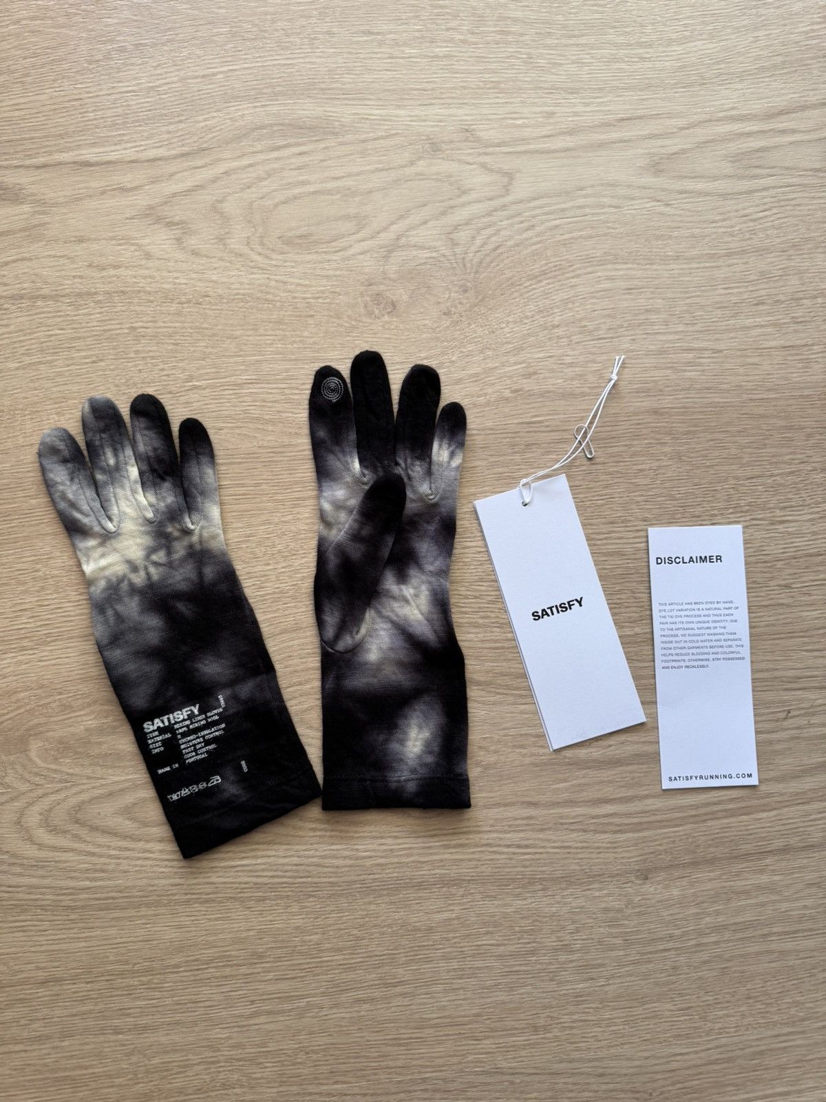 Satisfy Satisfy Running Cloudmerino Liner Wool Tie Dye Gloves Size ONE SIZE - 1 Thumbnail