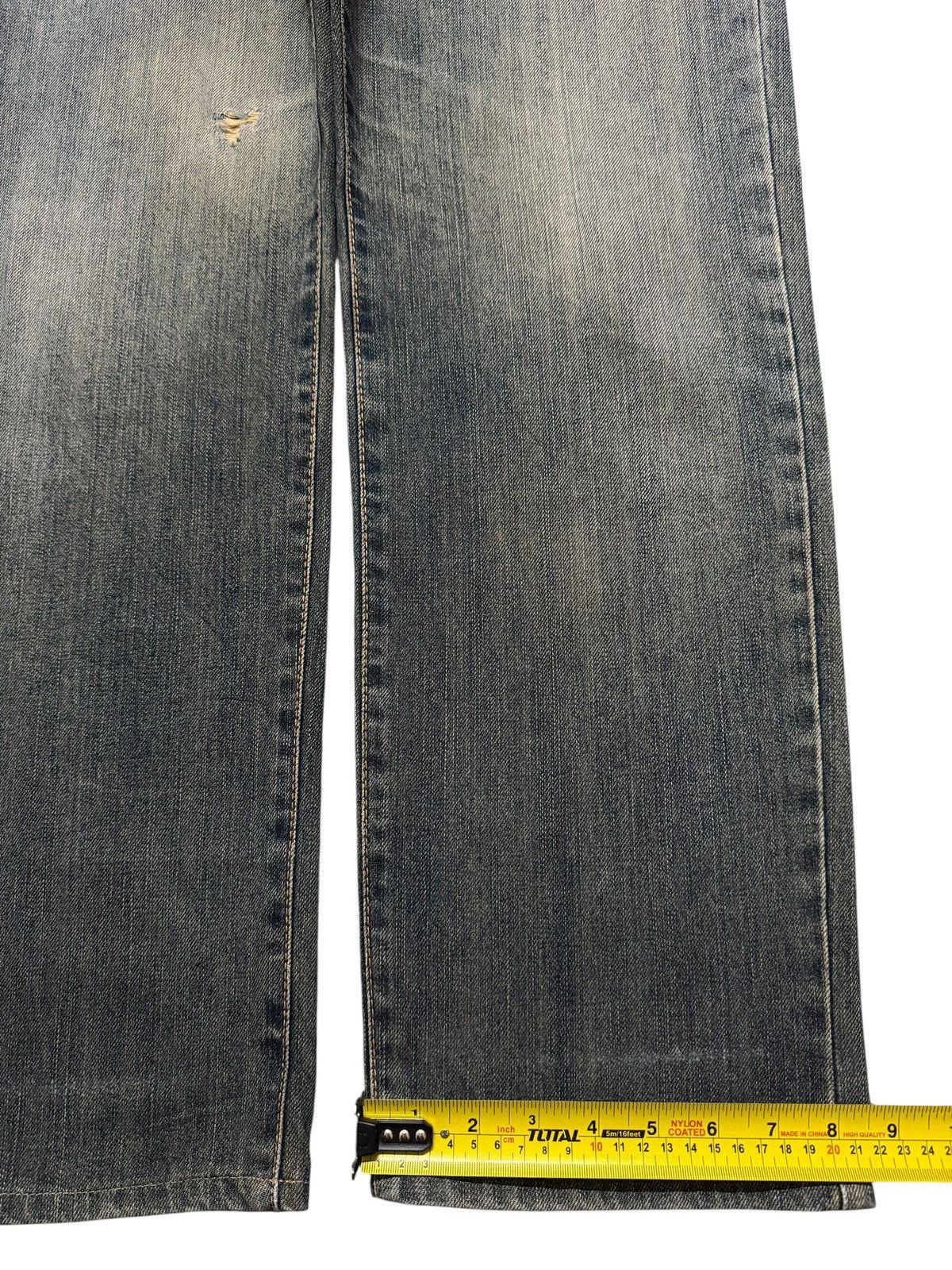 Edwin Vintage 90s Edwin 404 Faded Wash Relaxed Wide Leg Jeans Size US 33 - 14 Thumbnail