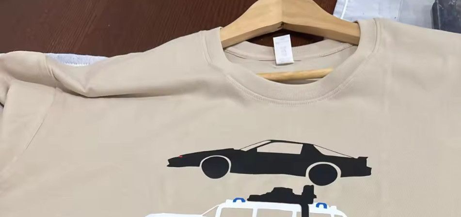 Other Retro Vehicle Car Bus Design Beige Short Sleeve T-Shirt Size US S / EU 44-46 / 1 - 2 Thumbnail
