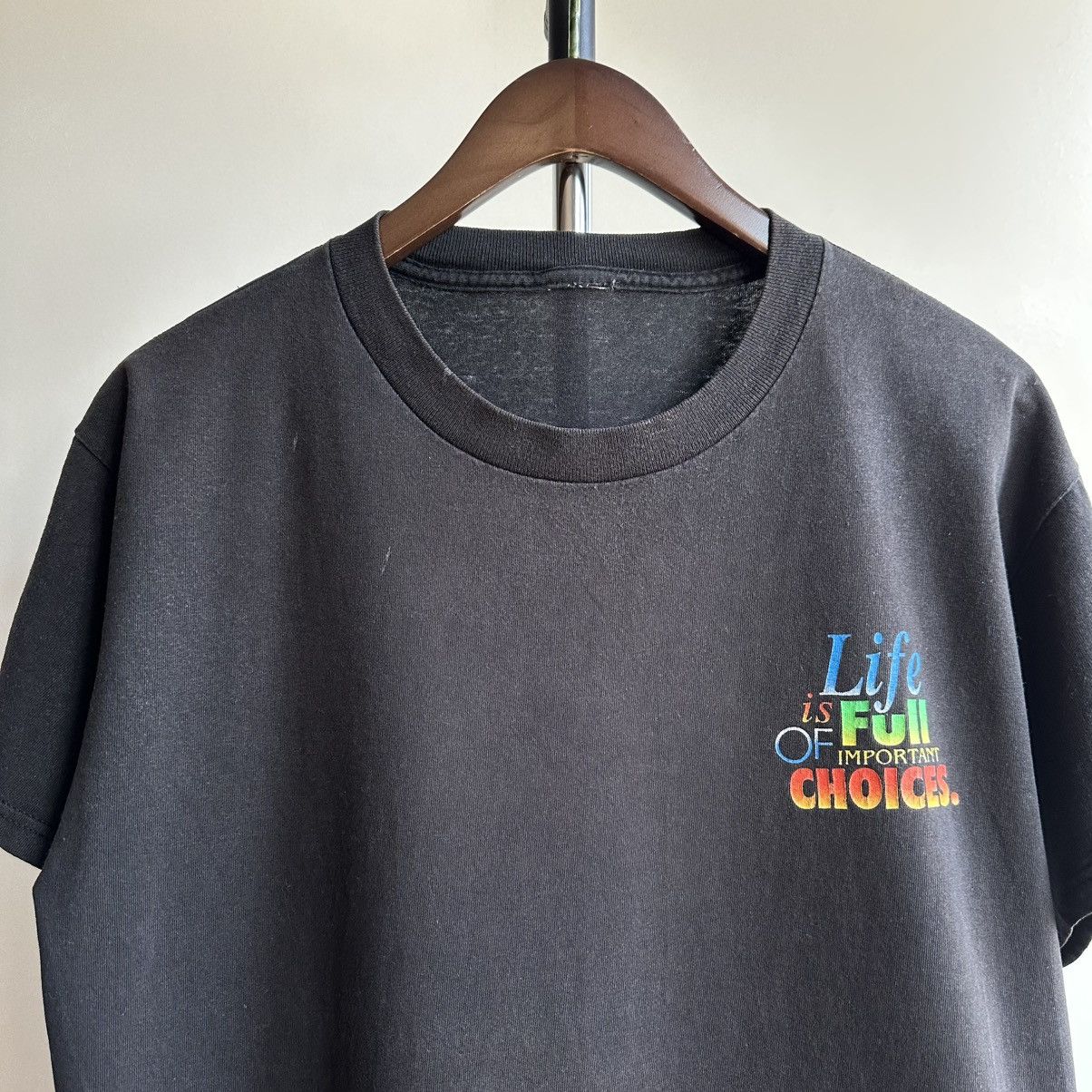 Vintage VINTAGE 1994 LIFE IS FULL OF IMPORTANT CHOICES GUITAR TEE Size US L / EU 52-54 / 3 - 7 Thumbnail