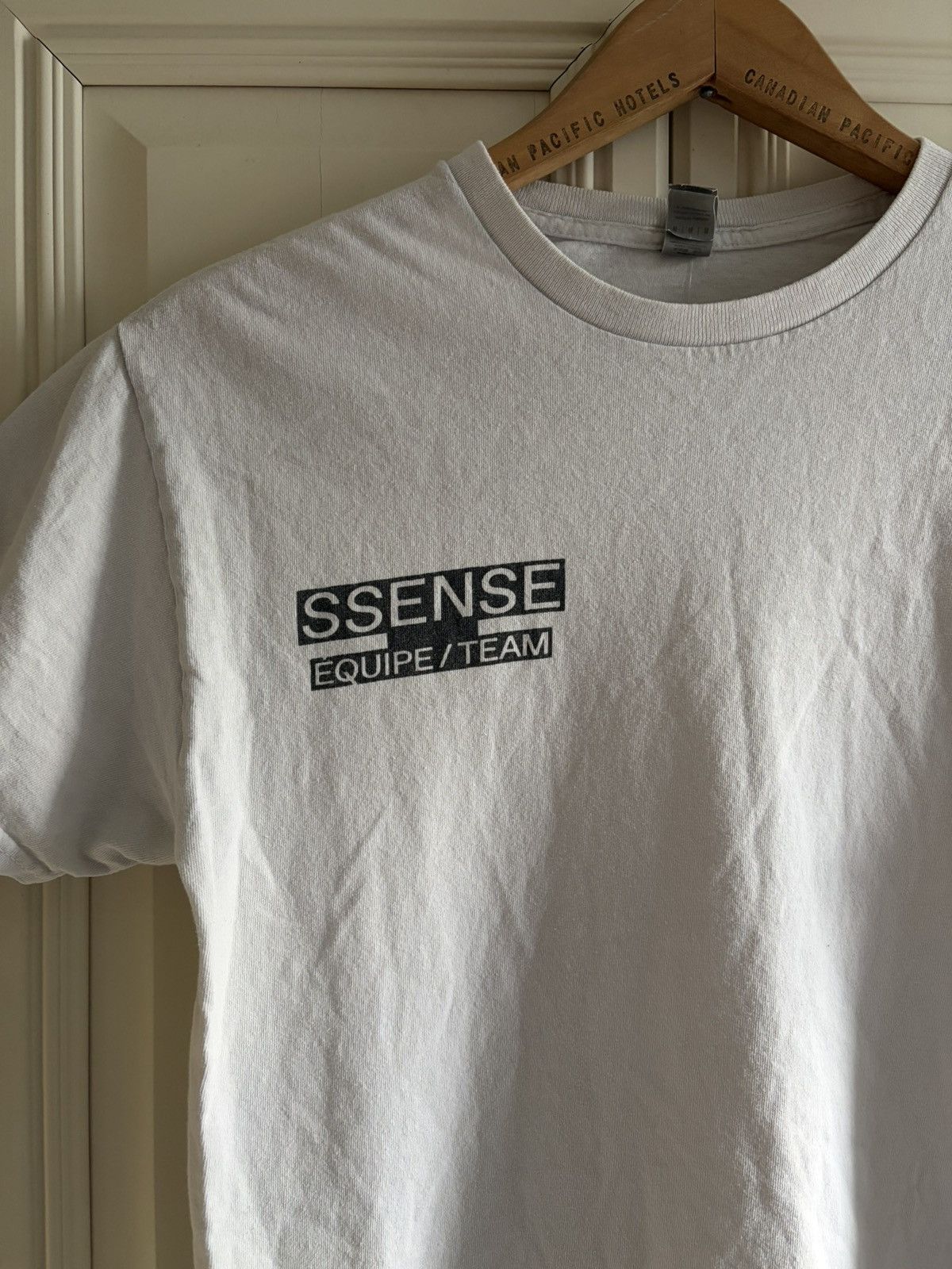 SSENSE SSENSE Team Employee Tee Shirt Size US M / EU 48-50 / 2 - 3 Thumbnail