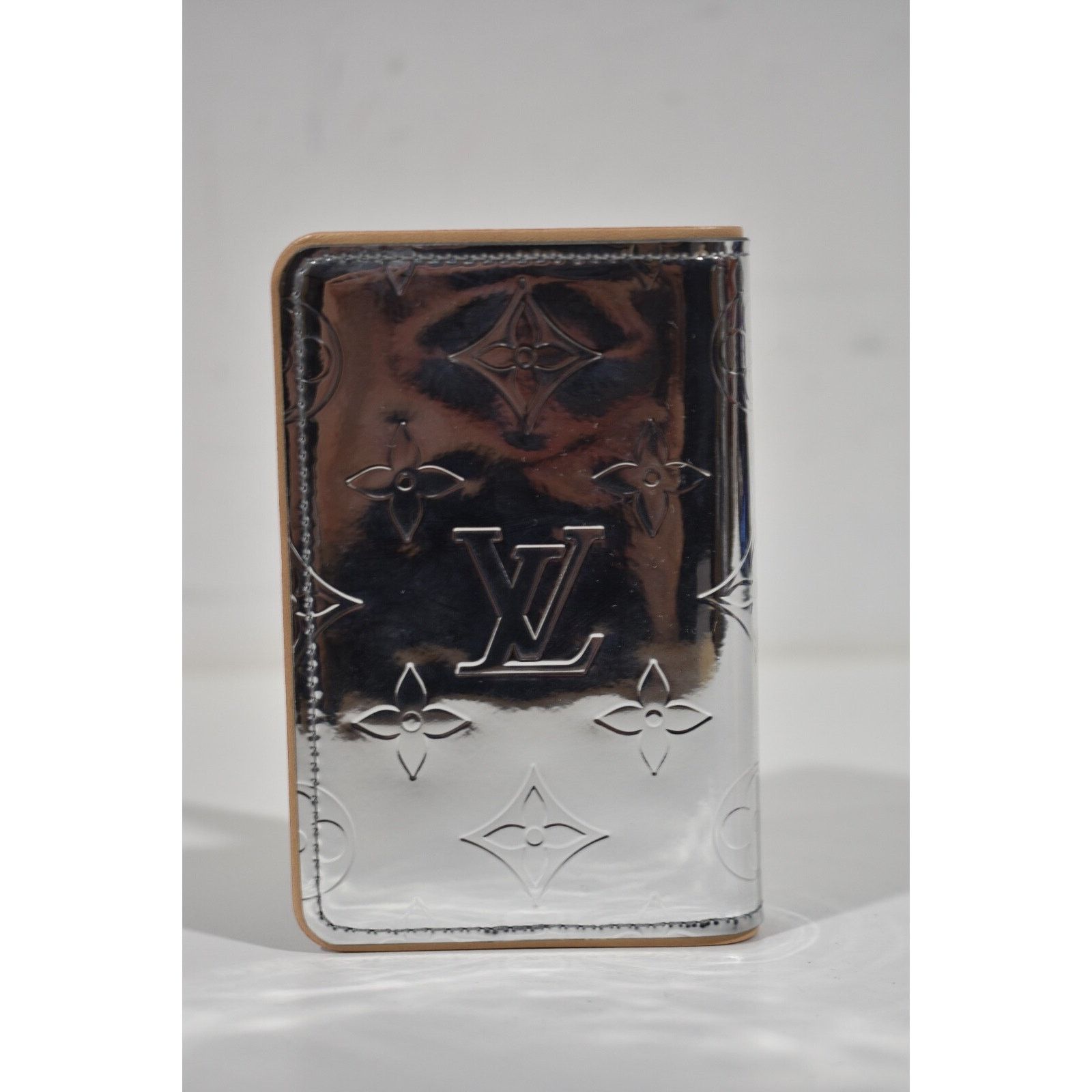 Louis Vuitton Louis Vuitton Silver Virgil Slender Pocket Organizer Wallet Size ONE SIZE - 5 Thumbnail