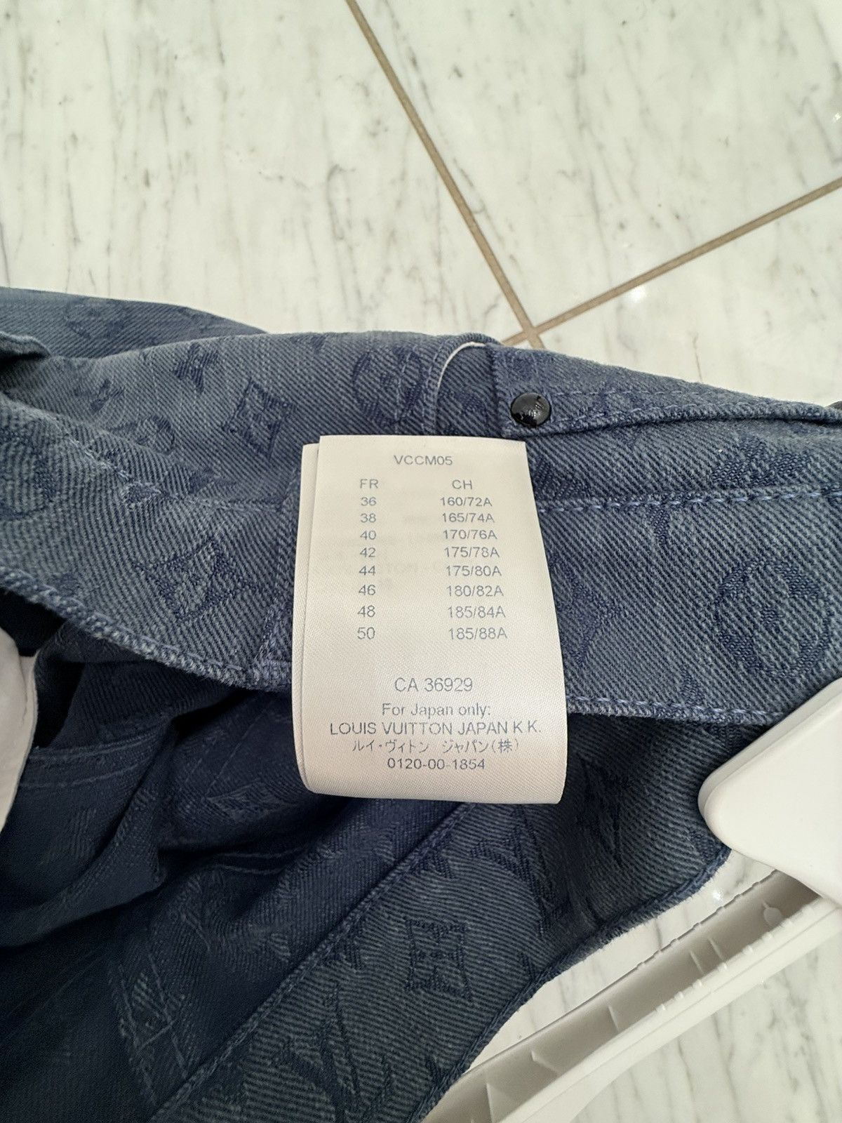 Louis Vuitton × Virgil Abloh Louis Vuitton Monogram Denim Jeans Navy Blue US 30 Size US 30 / EU 46 - 6 Thumbnail