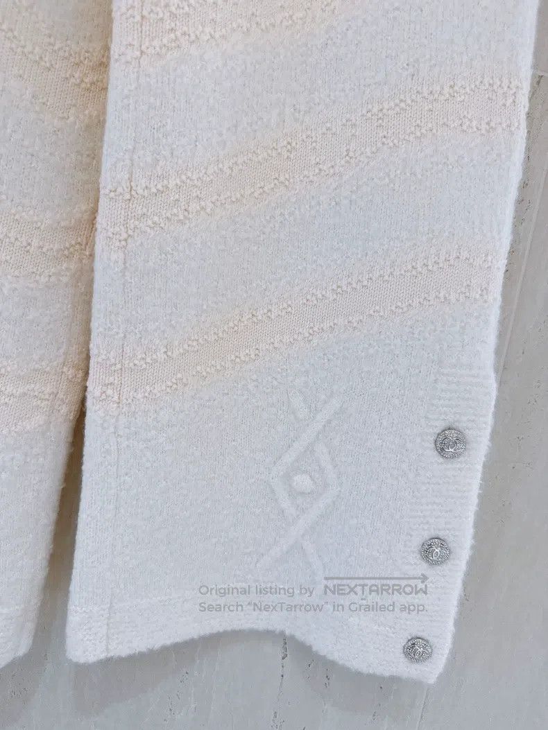 Chanel Chanel 23N Ski Series Beige Diamond Buckle Cashmere Wide-l Size 24" / US 00 / IT 34 - 4 Thumbnail