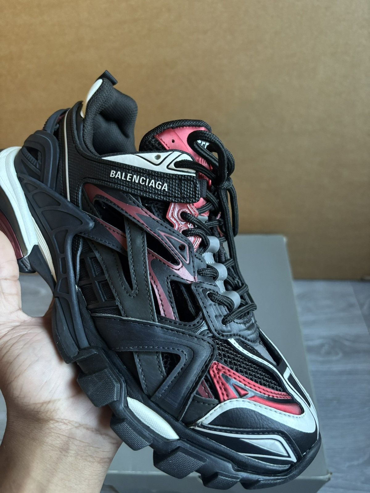 Balenciaga Balenciaga Track 2 Runner Burgundy/Black Size US 9 / EU 42 - 6 Thumbnail