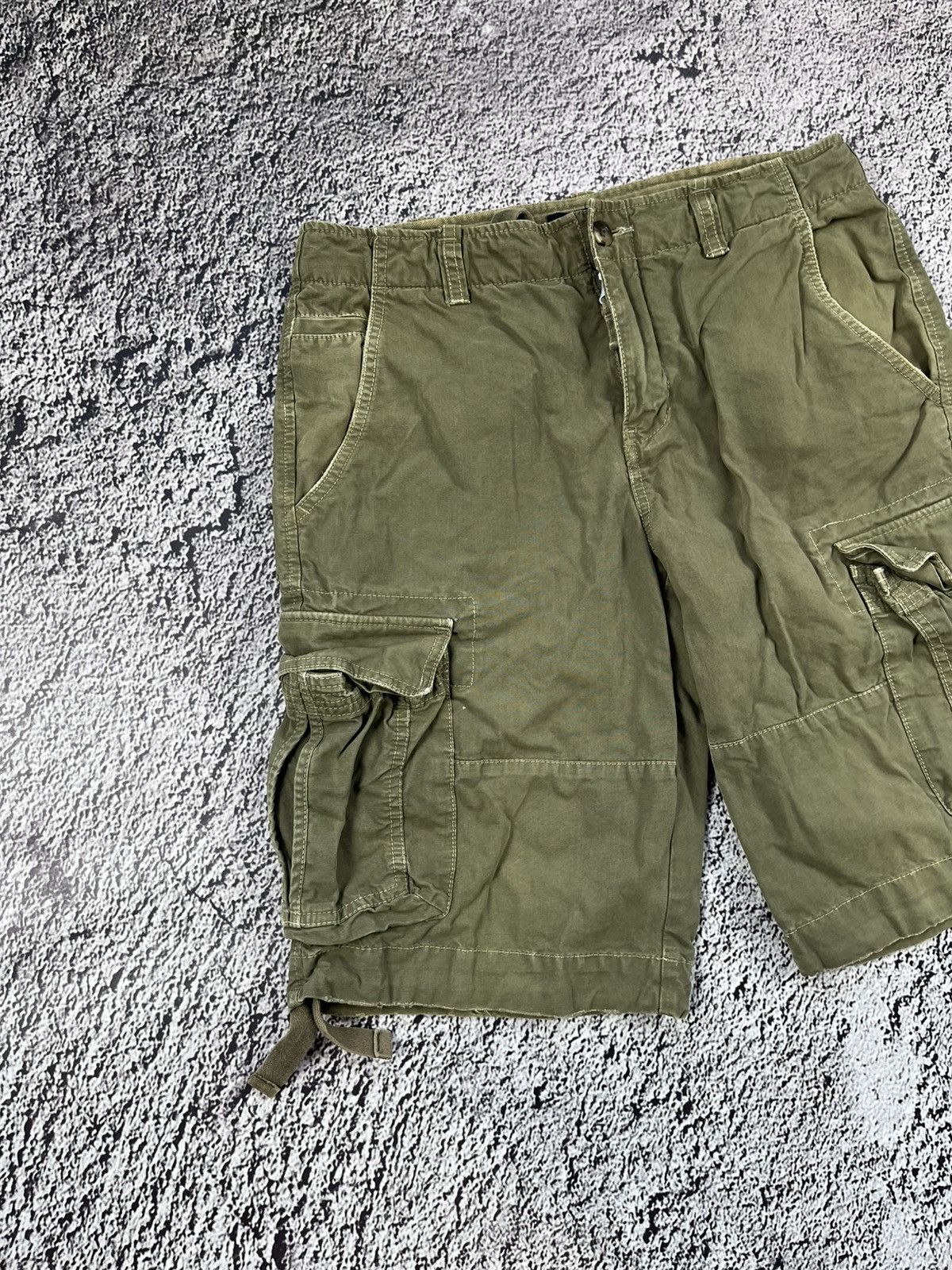 Tommy Hilfiger Vintage Tommy Hilfiger Cargo Shorts size 30 Size US 30 / EU 46 - 2 Thumbnail