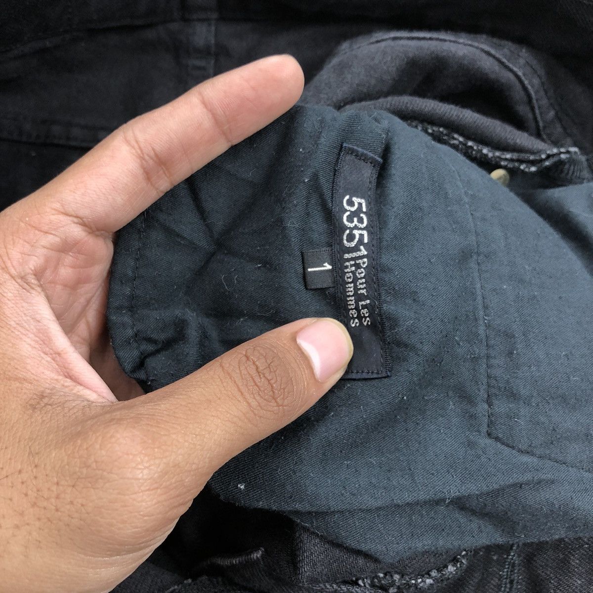 5351 POUR LES HOMMES 2000s 5351 Pour Les Hommes Black Washed Straight Wide Jeans Size US 28 / EU 44 - 13 Thumbnail