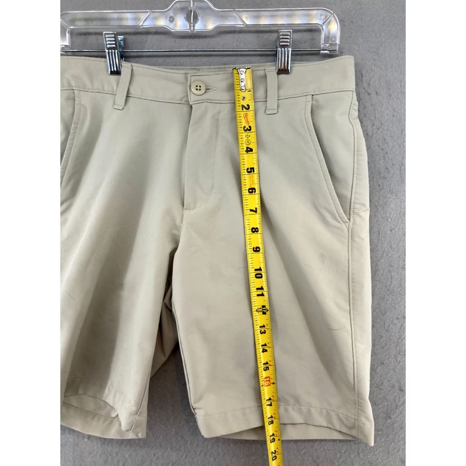 Under Armour Under Armour Shorts 30 Beige Outdoor Relaxed Size US 30 / EU 46 - 3 Thumbnail