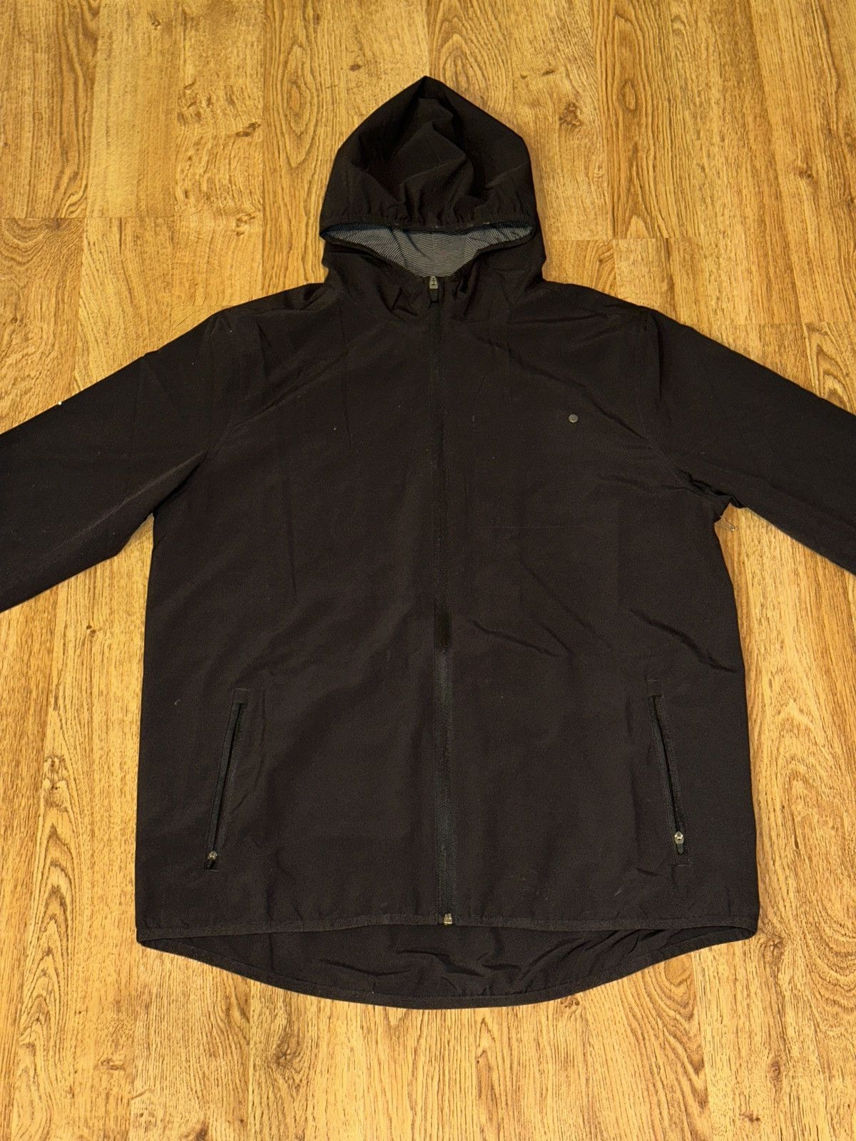 Vuori Vuori Black Hooded Windbreaker Jacket Full Zip Lightweight Size US L / EU 52-54 / 3 - 1 Thumbnail