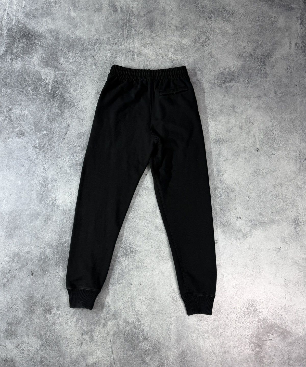 Off-White Off-white OW logo black cuffed joggers Size US 28 / EU 44 - 4 Thumbnail